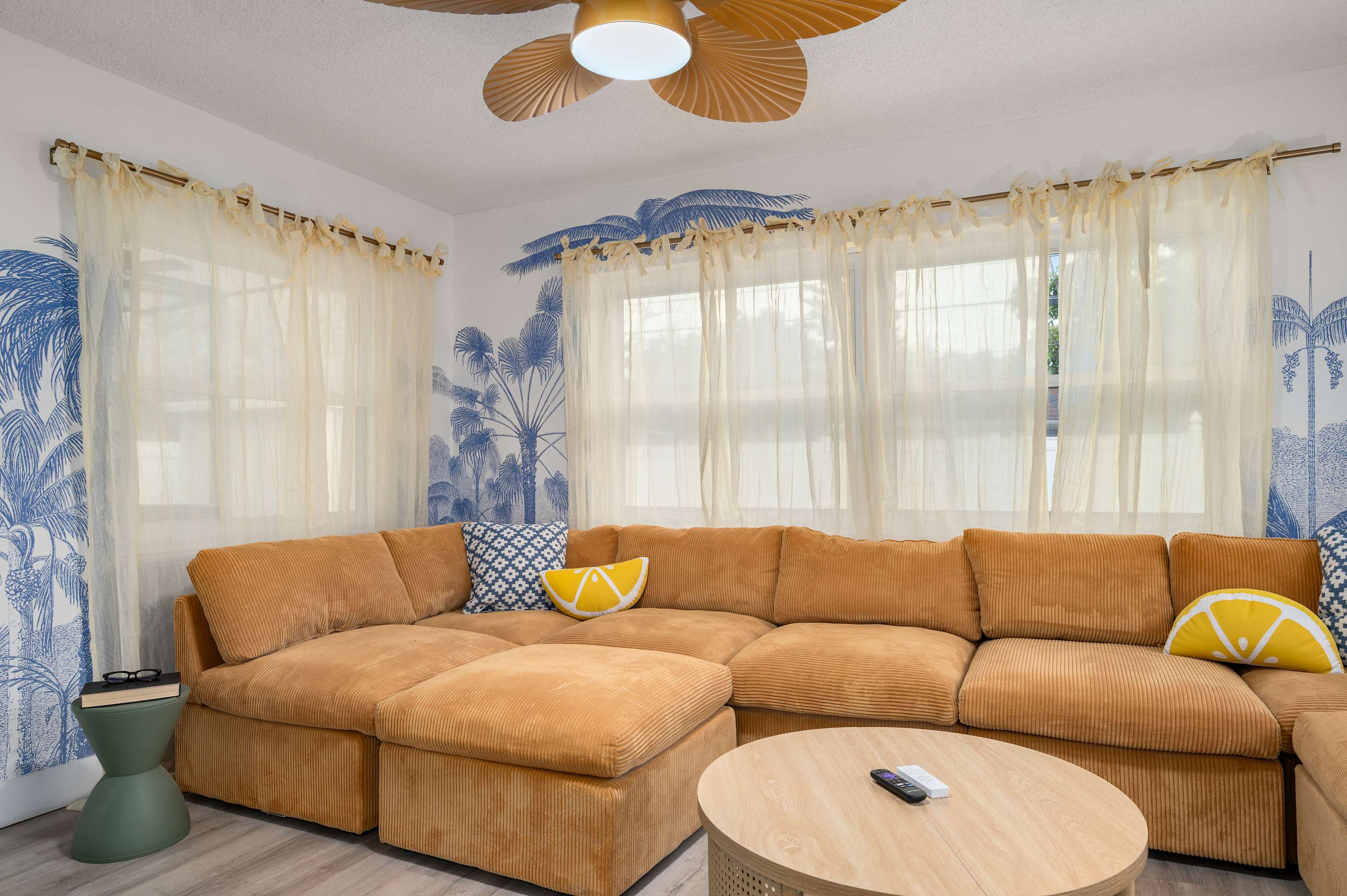 Heated Pool Villa! 5MI to Indian Rocks Beach!