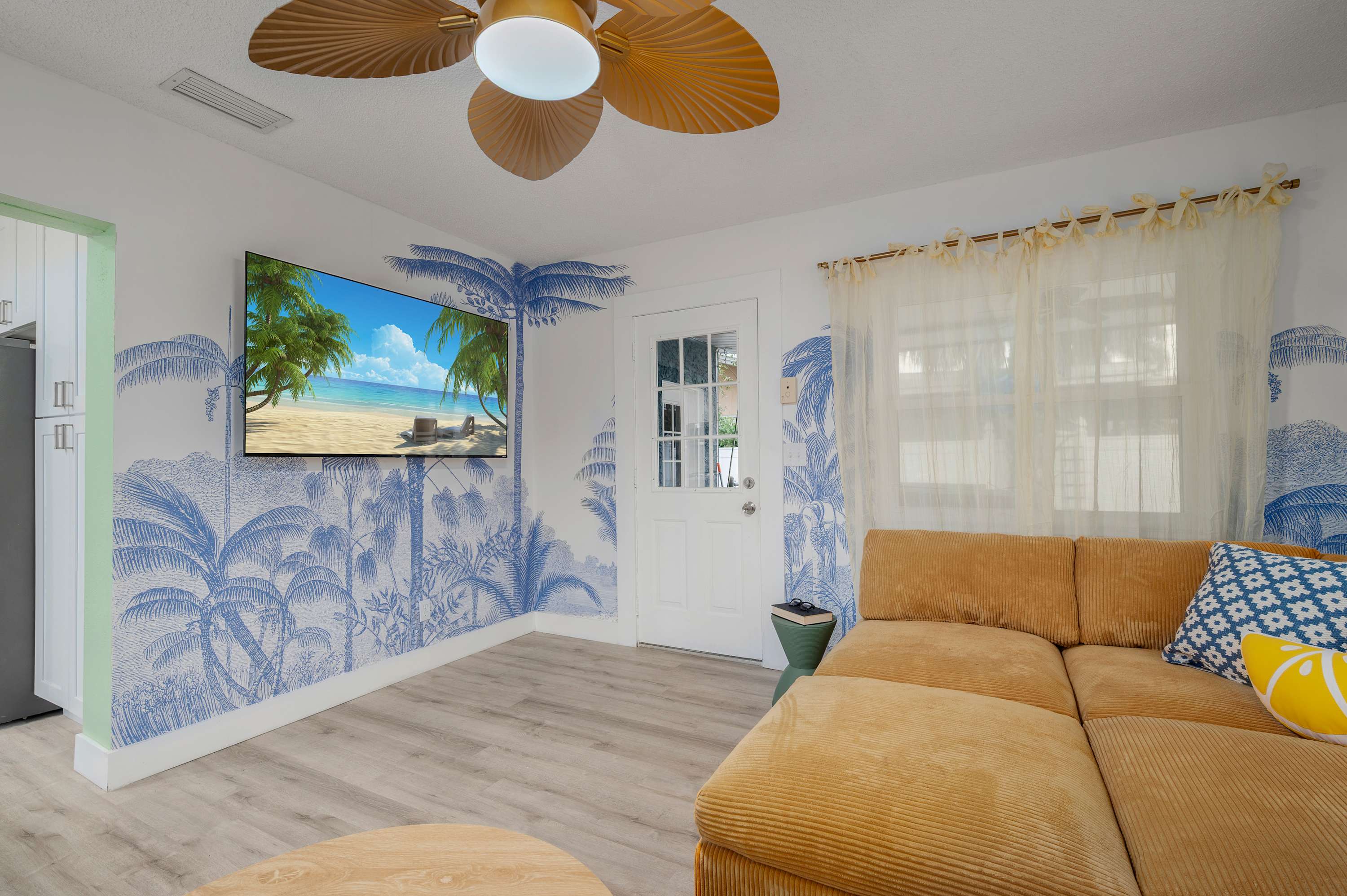 Heated Pool Villa! 5MI to Indian Rocks Beach!