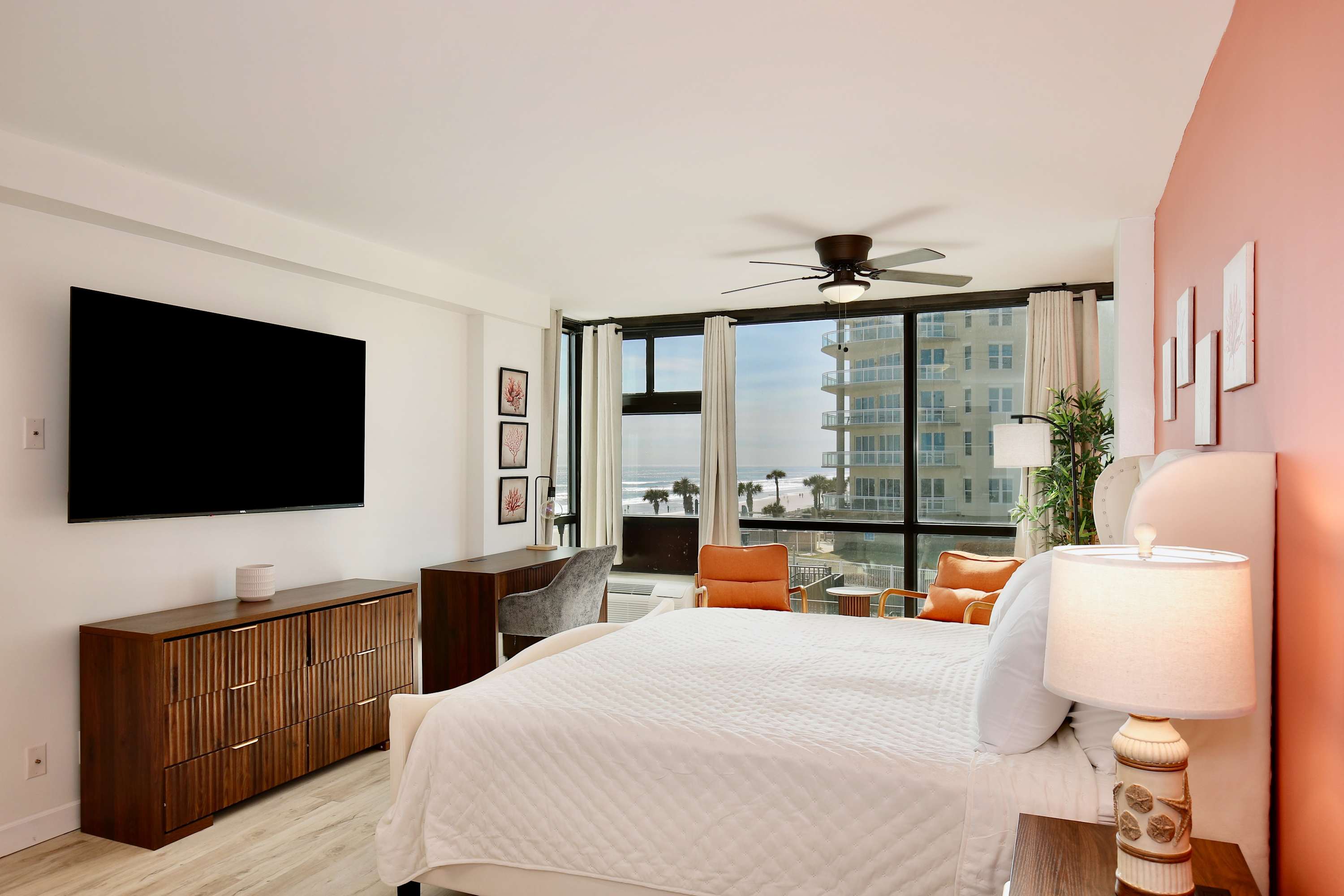 Beach Studio with Partial Water Views, Sundeck, Pool — Daytona Beach, FL — vacation rental