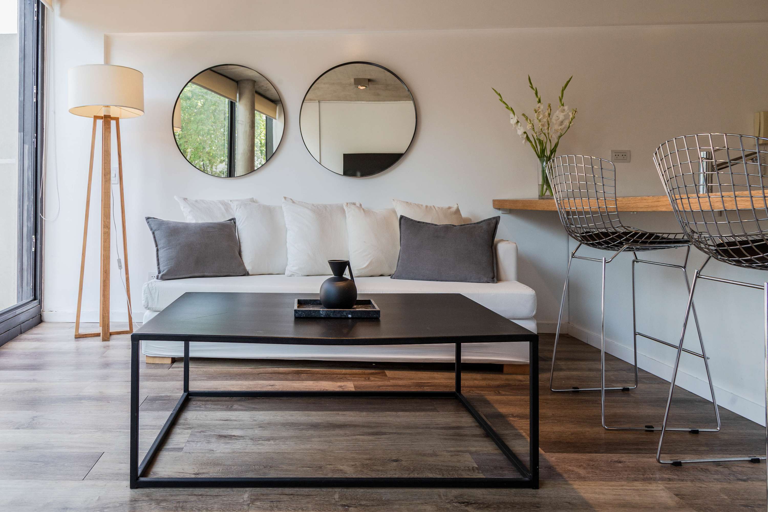 Modern Spacious 1-Bedroom w/ Large Private Balcony — Buenos Aires, Ciudad Autónoma de Buenos Aires — vacation rental