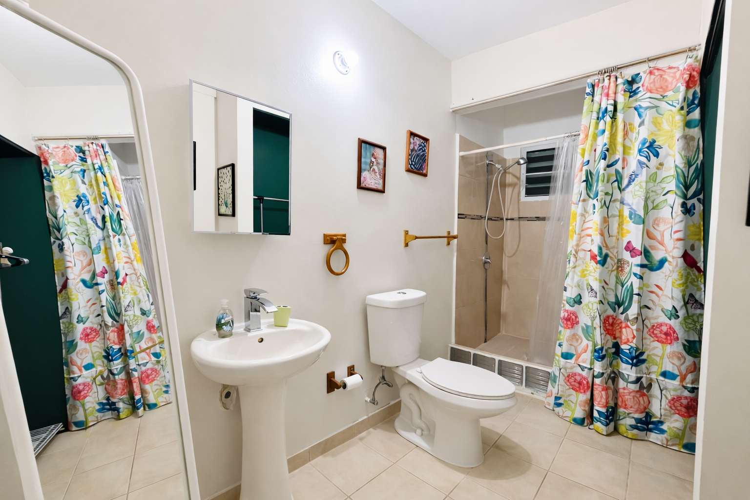 Short Drive to Culebra | Boho Eco-Stay - Foto 3