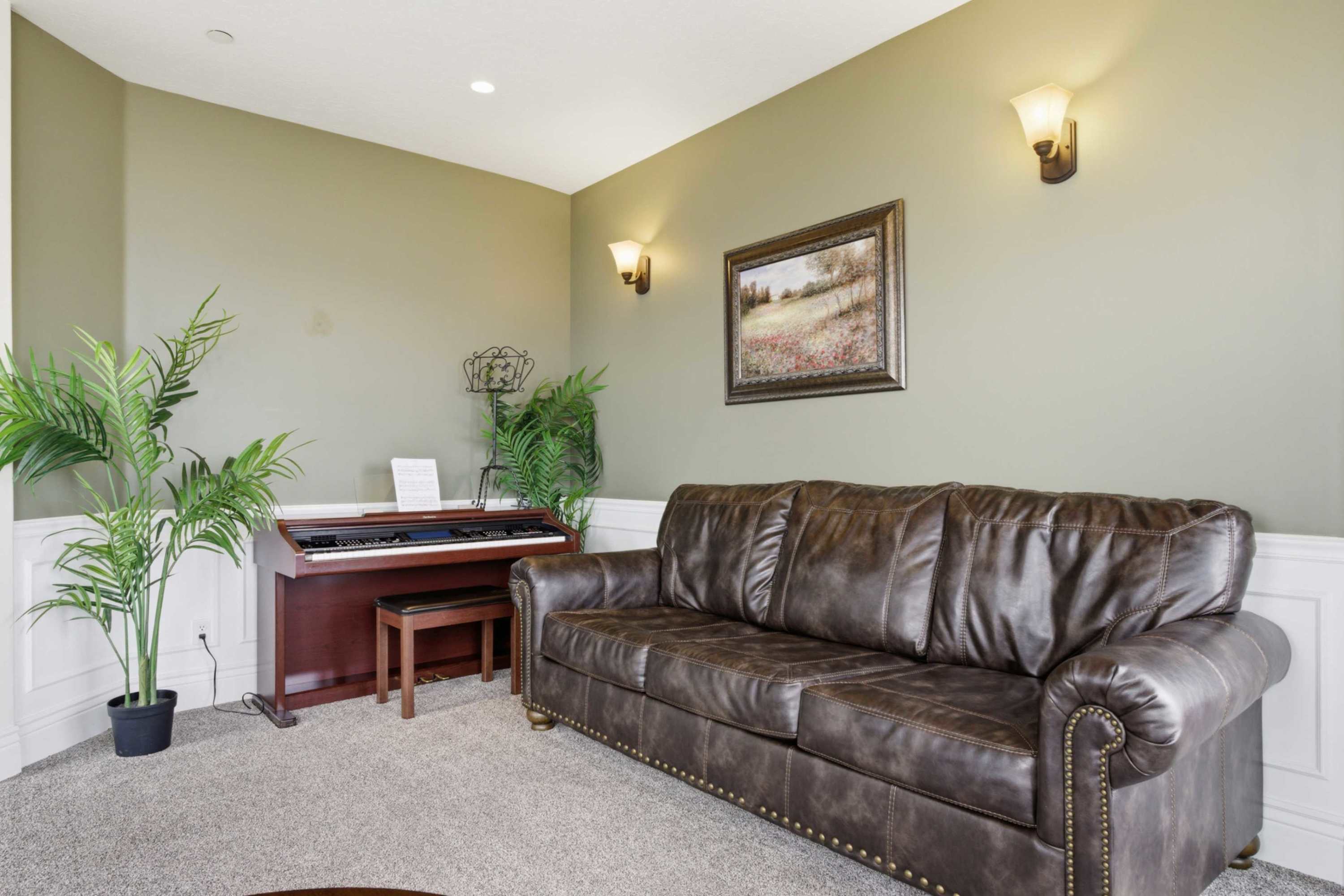 Additional living space ideal for relaxing or small gatherings