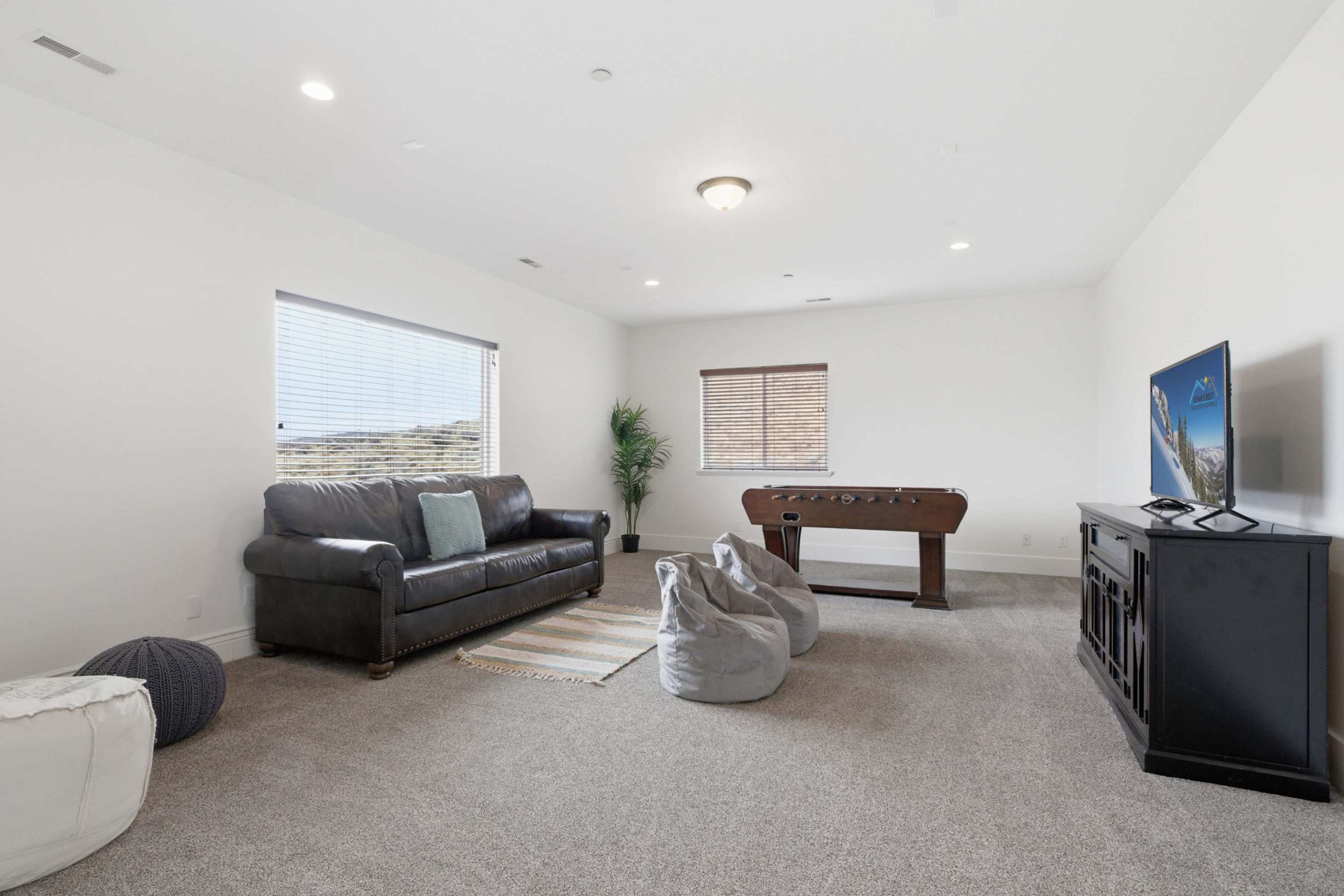 Additional entertainment space perfect for games and gatherings