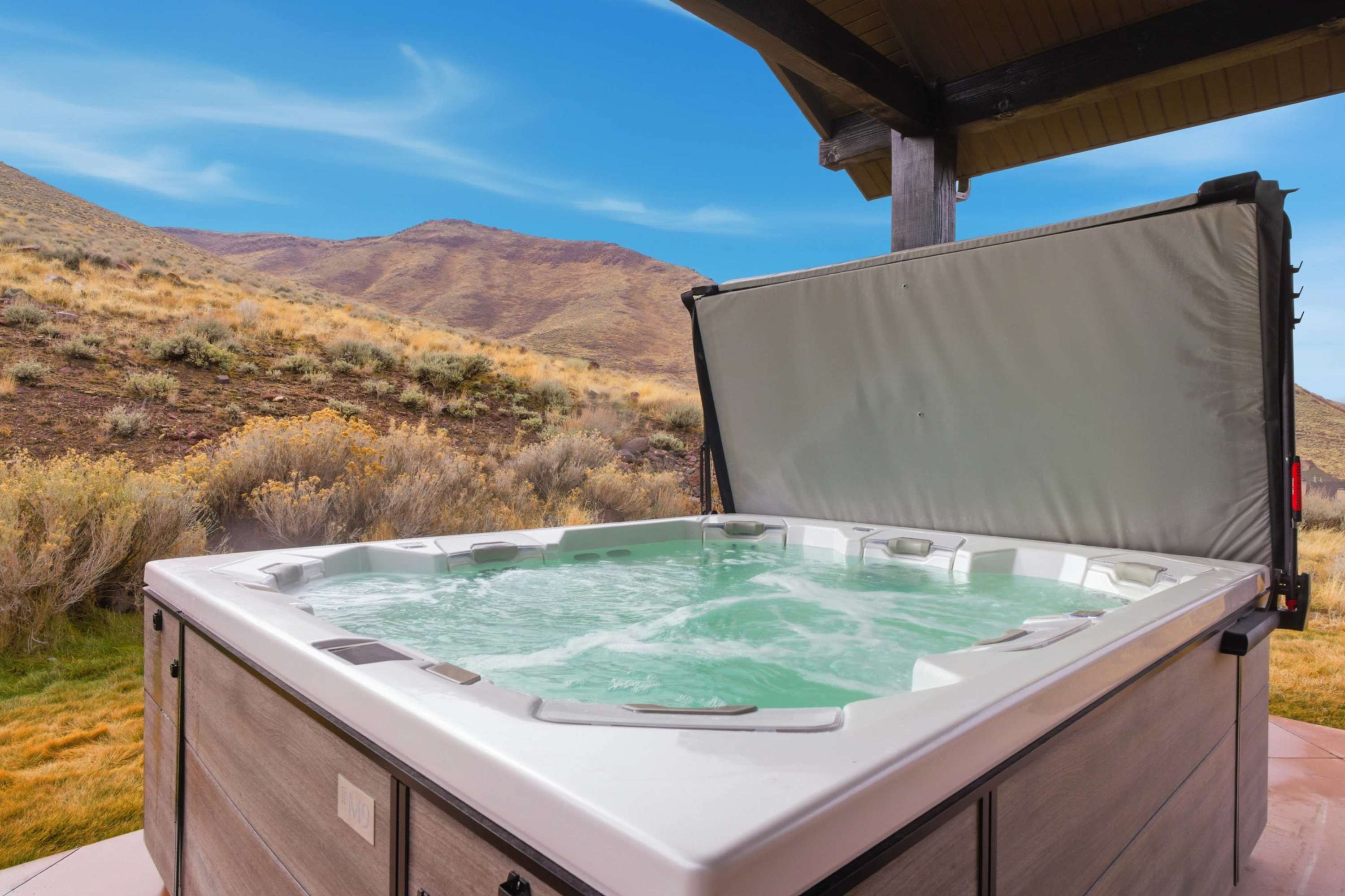 Grand Palace in SLC with Home Theater and Panoramic Views 3