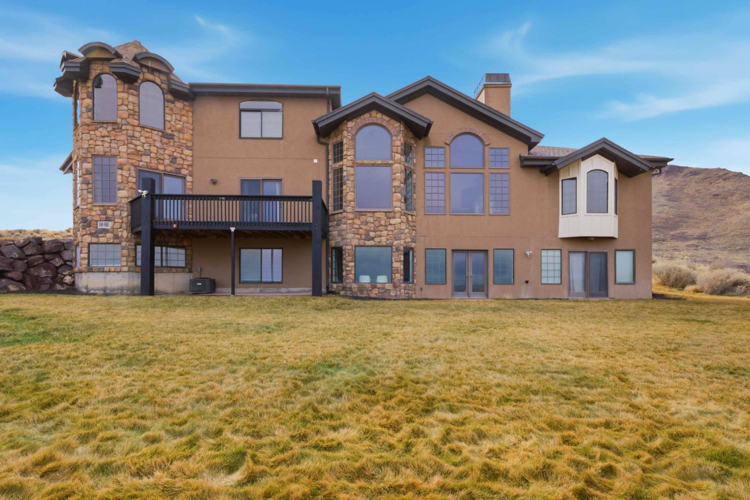 Grand Palace in SLC with Home Theater and Panoramic Views | Photo 76