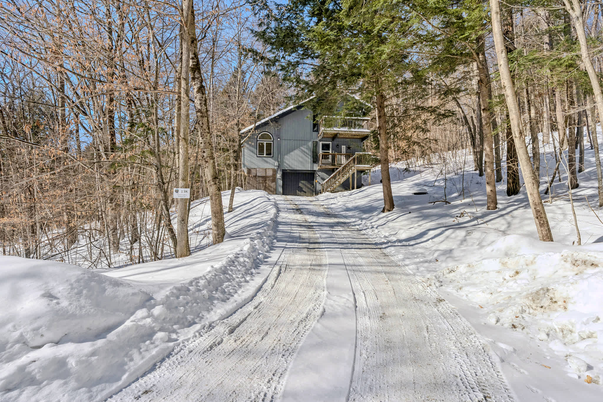 Quechee Woodland Escape: Ski, Fireplace + Foosball