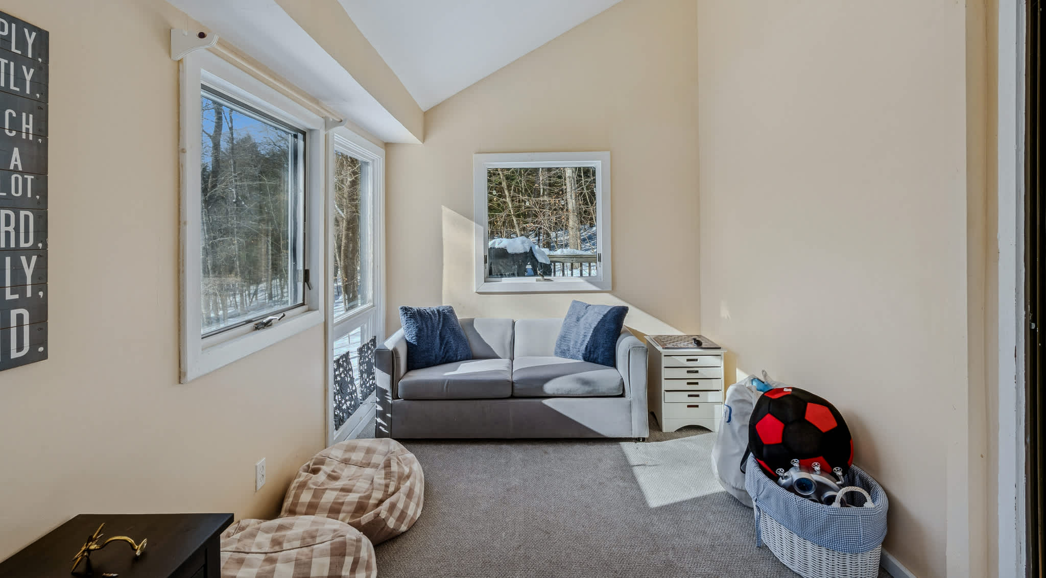 Quechee Woodland Escape: Ski, Fireplace + Foosball