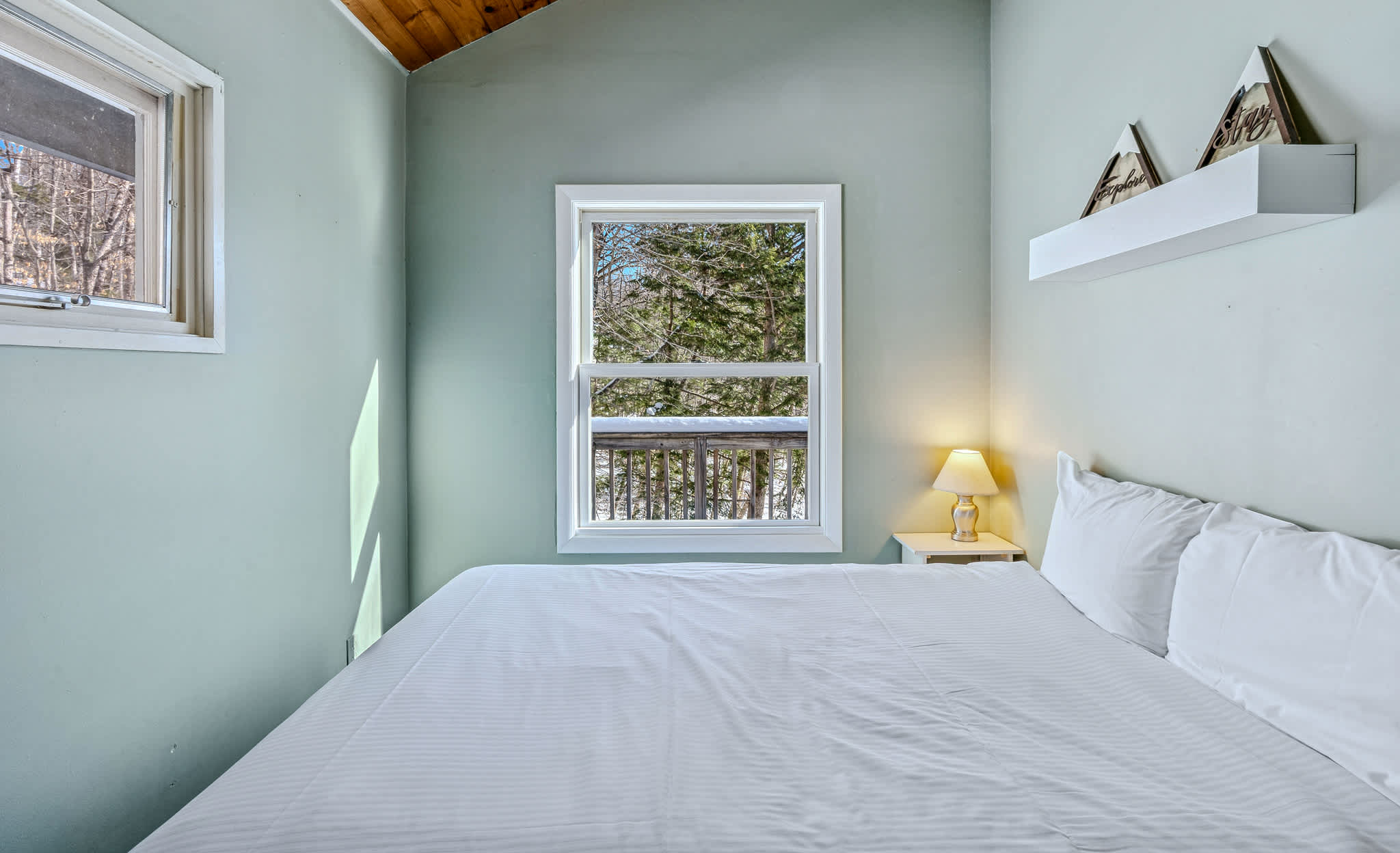 Quechee Woodland Escape: Ski, Fireplace + Foosball