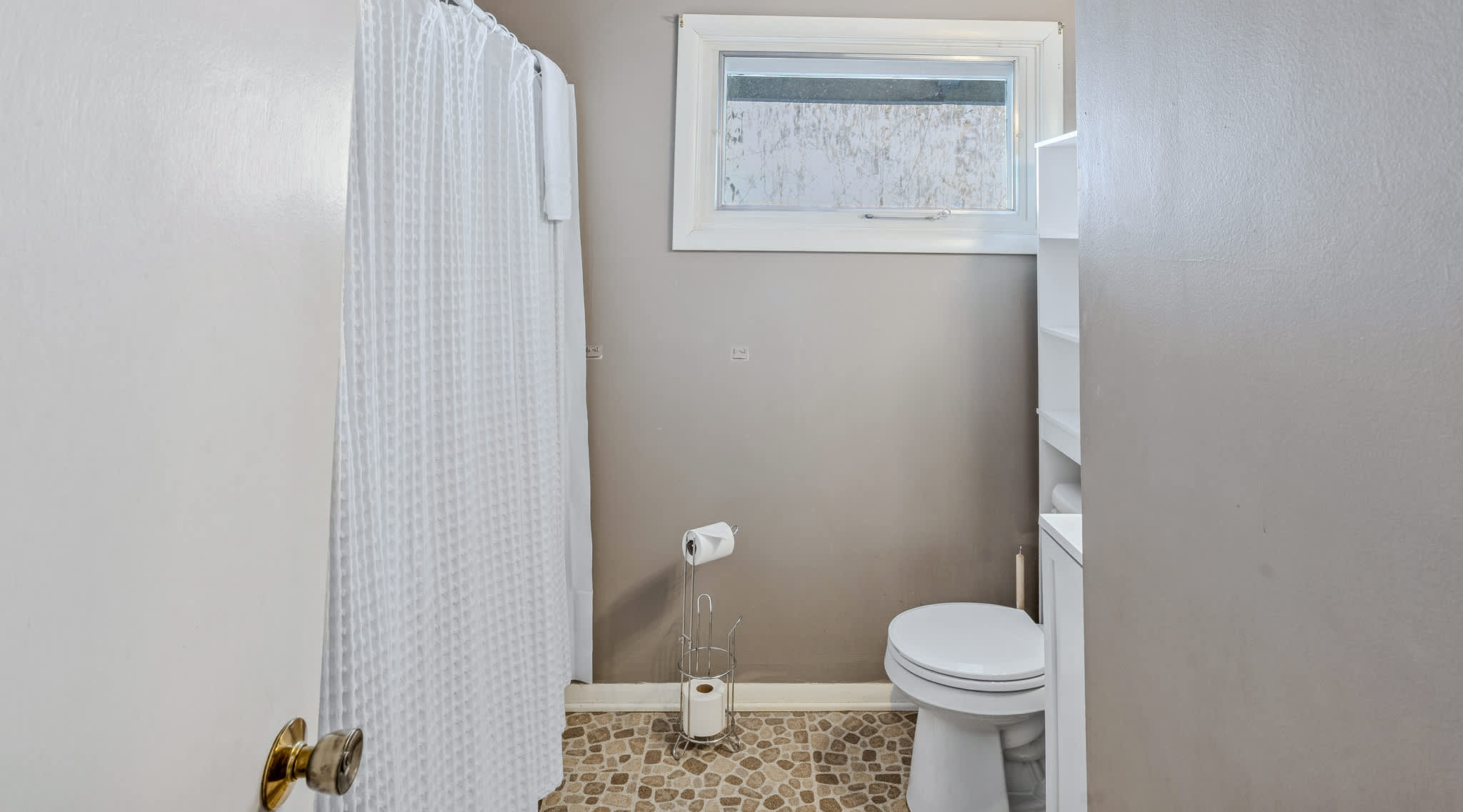 Quechee Woodland Escape: Ski, Fireplace + Foosball