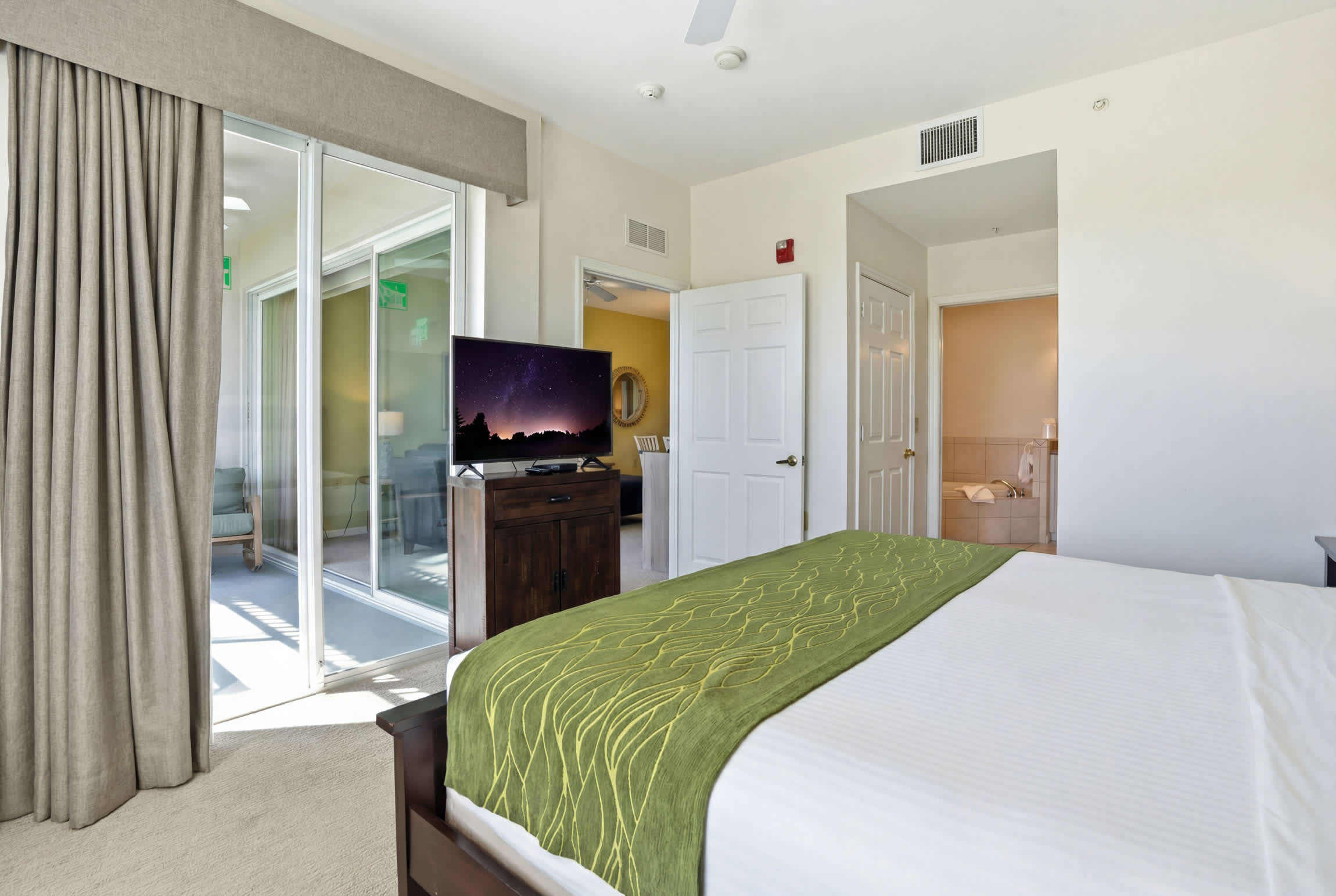 1315 First Floor Accessible Villa Golf Views | Photo 18