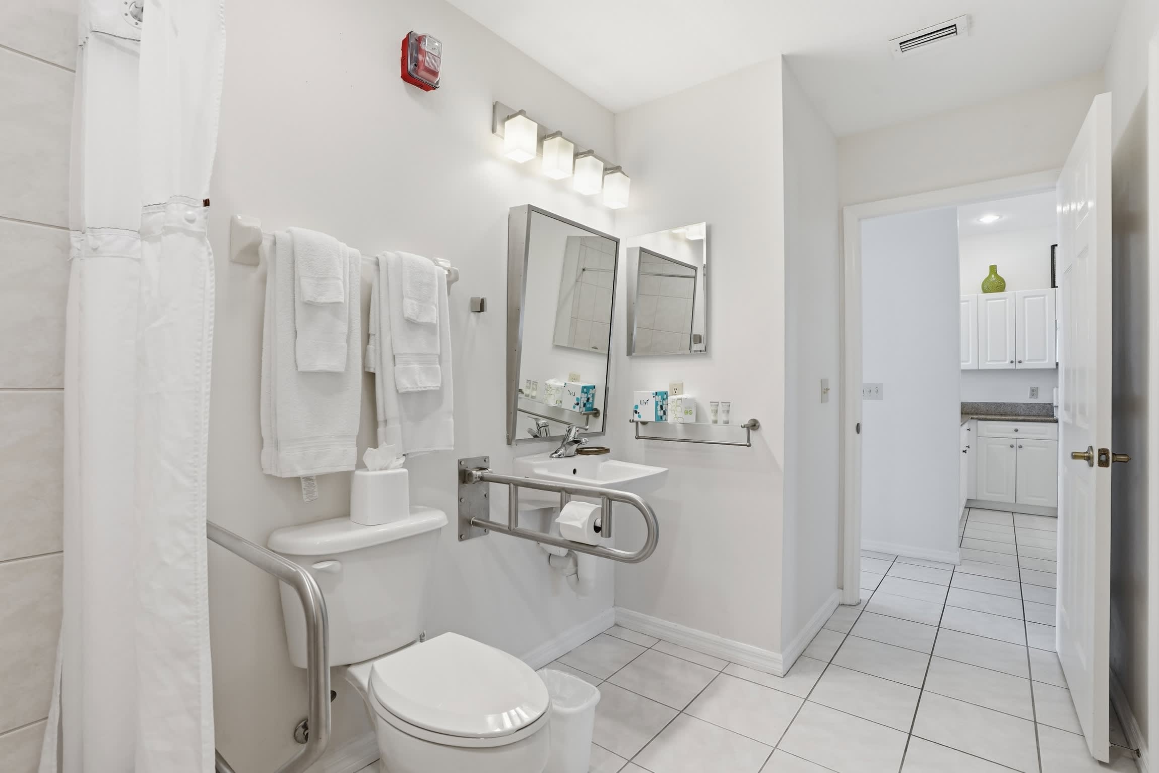 1315 First Floor Accessible Villa Golf Views | Photo 4