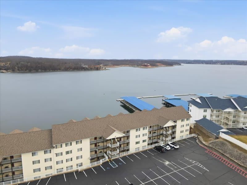 | Ledges | 3B 3B | Boat Dock | SeasonalPool |