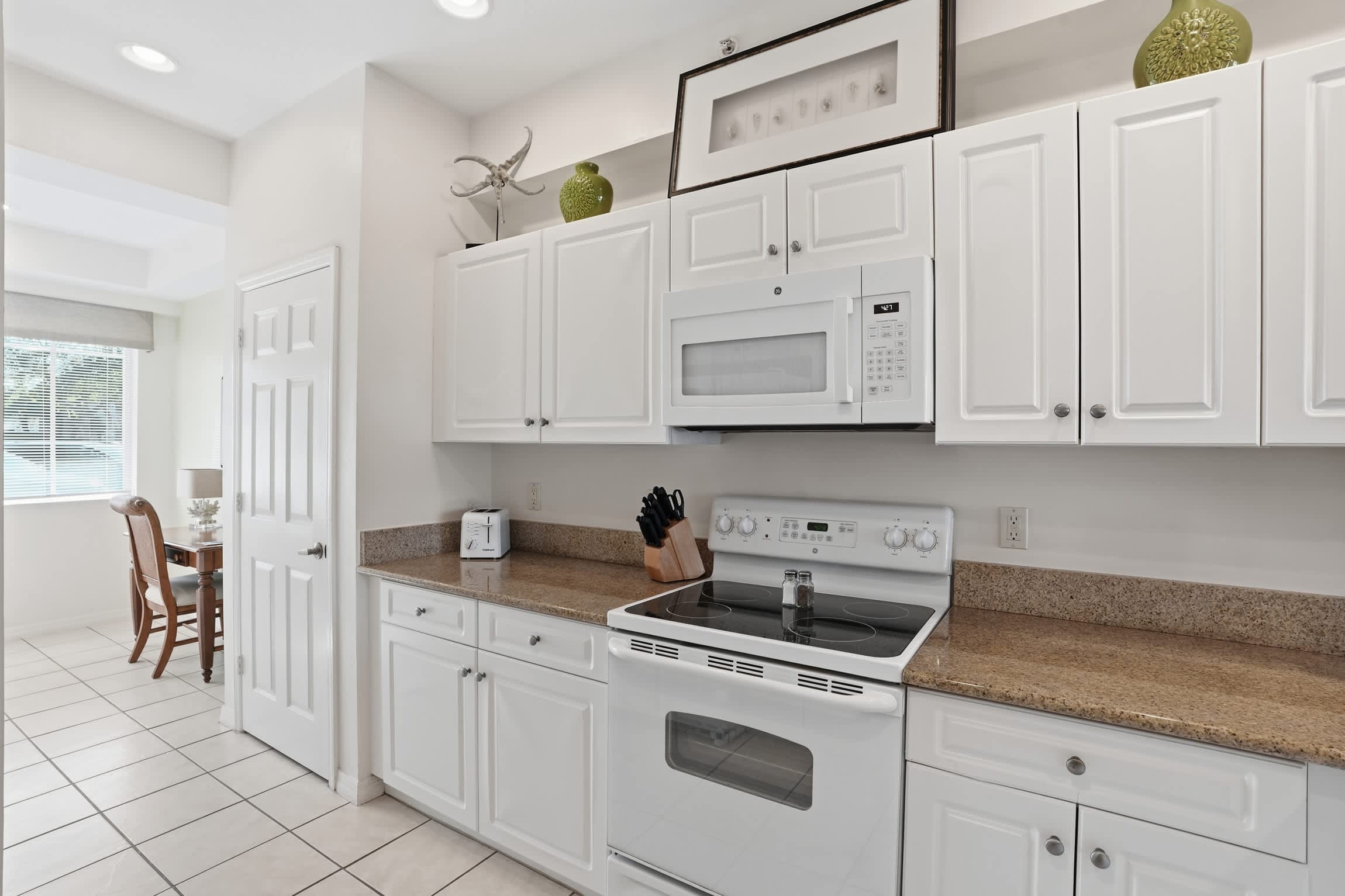 813 Lake and Pool Views First Floor With Desk | Photo 11