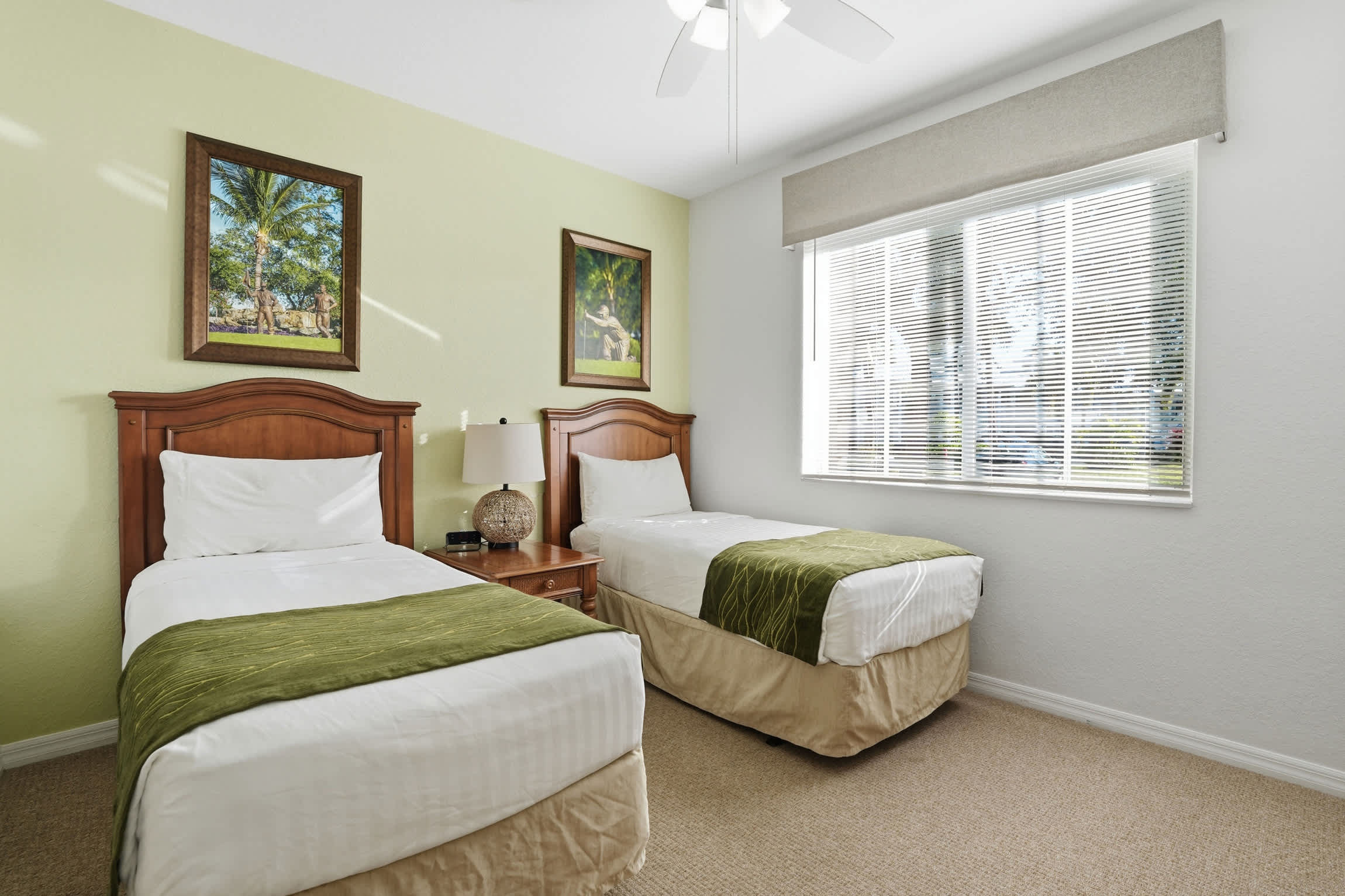 813 Lake and Pool Views First Floor With Desk | Photo 4