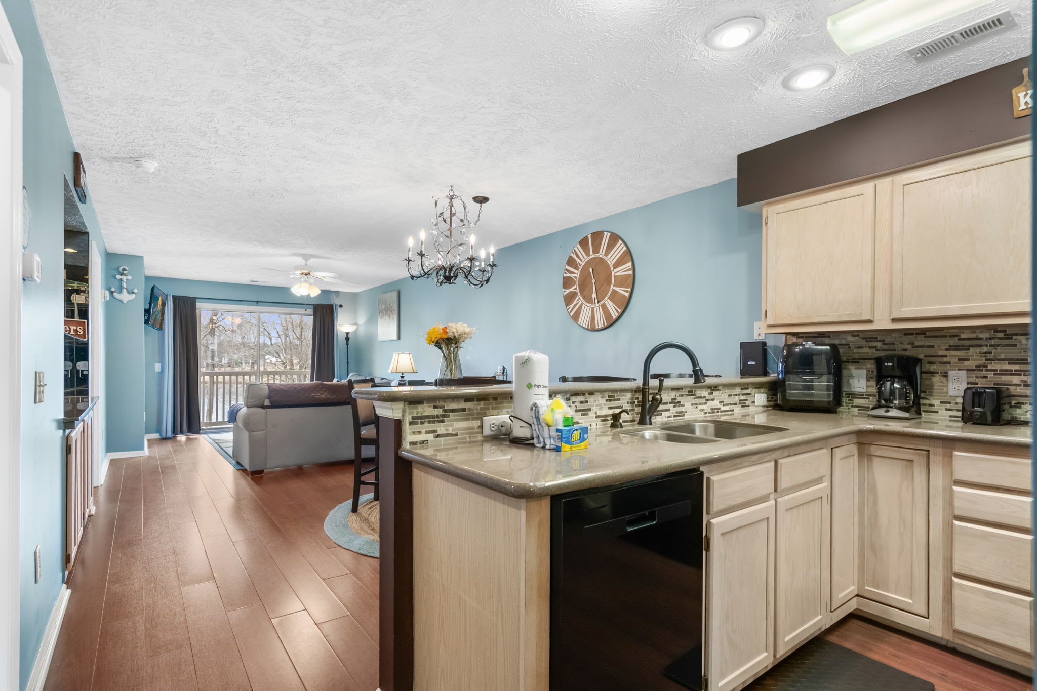 River Oaks Unit 12E | Photo 8