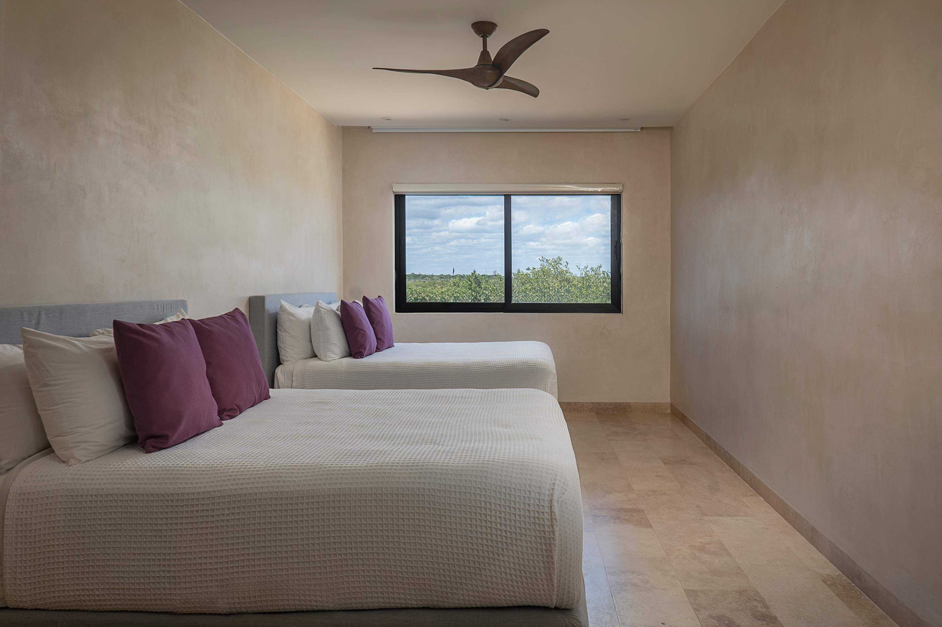 Cozy Bedroom with Double Bed