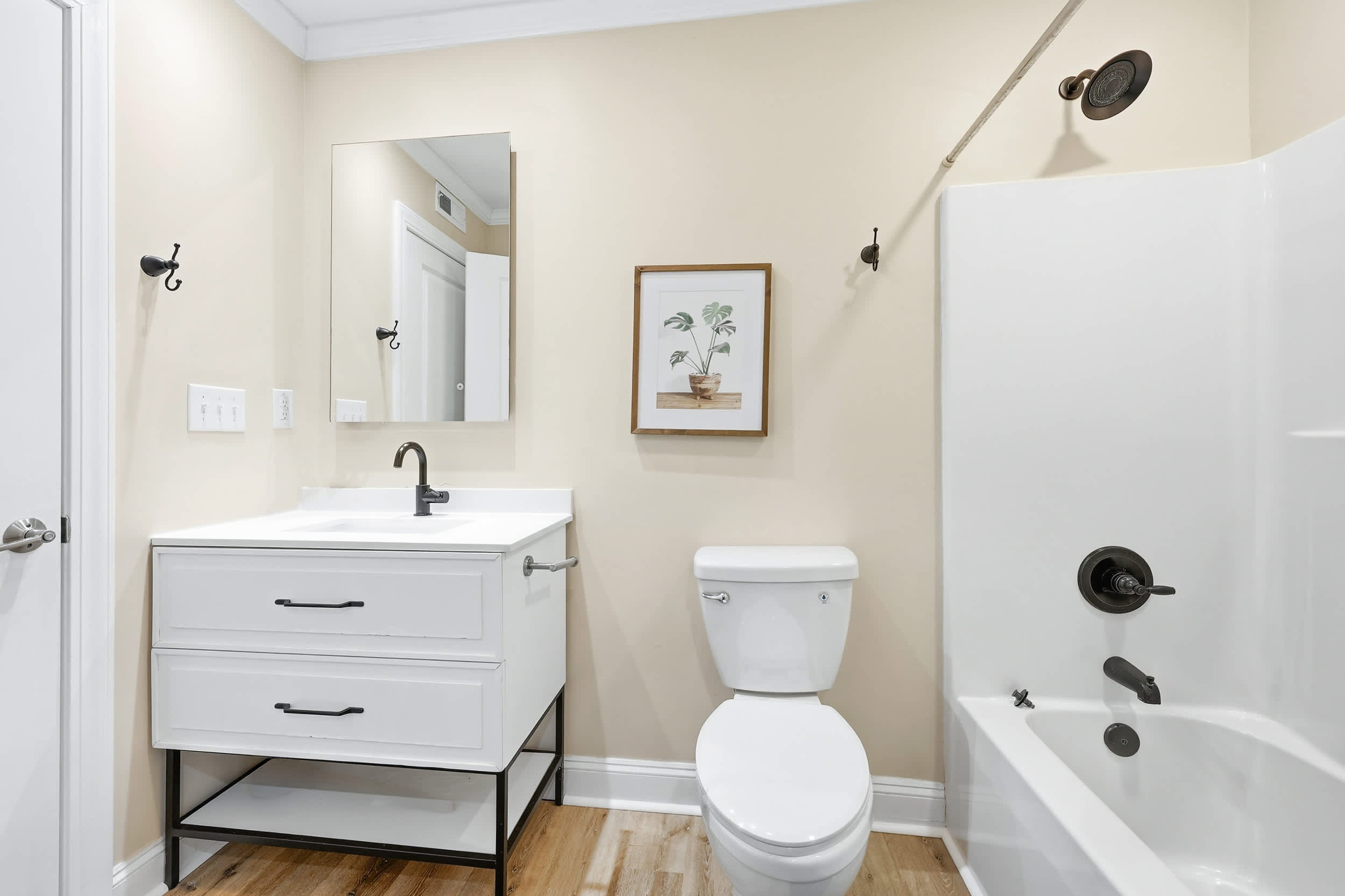 White Lotus Beach Retreat w Pool and Ocean Peek