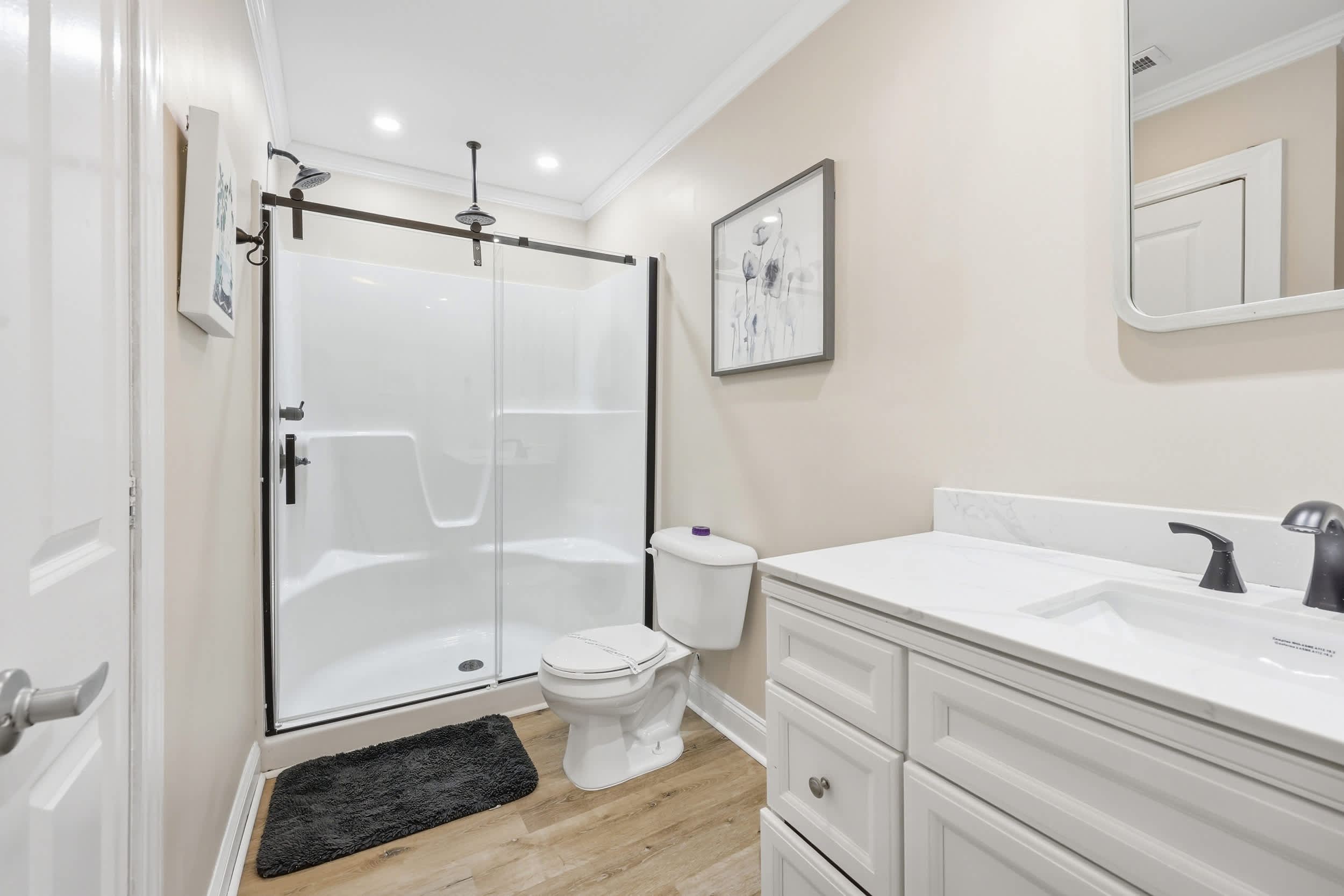 White Lotus Beach Retreat w Pool and Ocean Peek