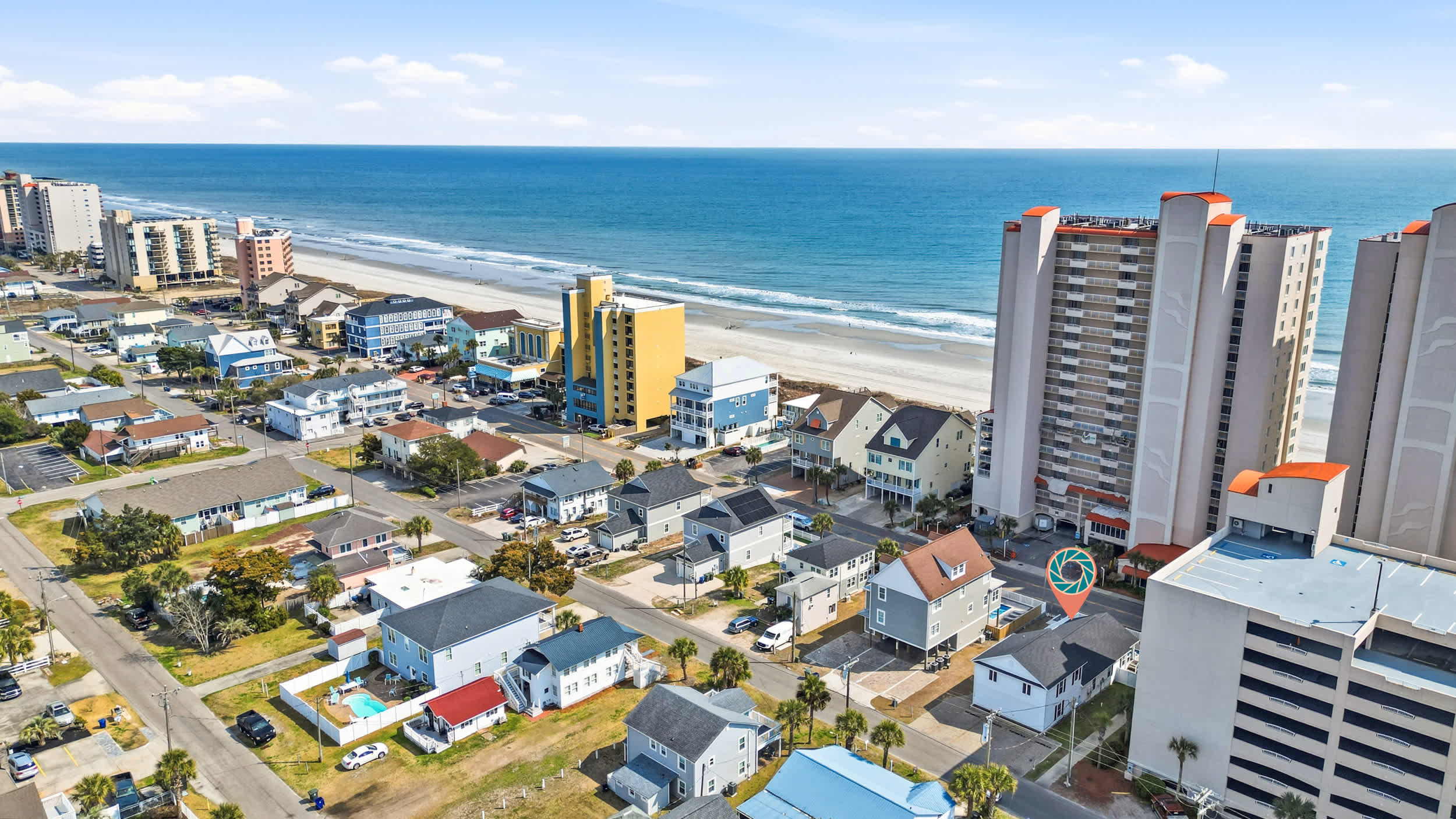 White Lotus Beach Retreat w Pool and Ocean Peek