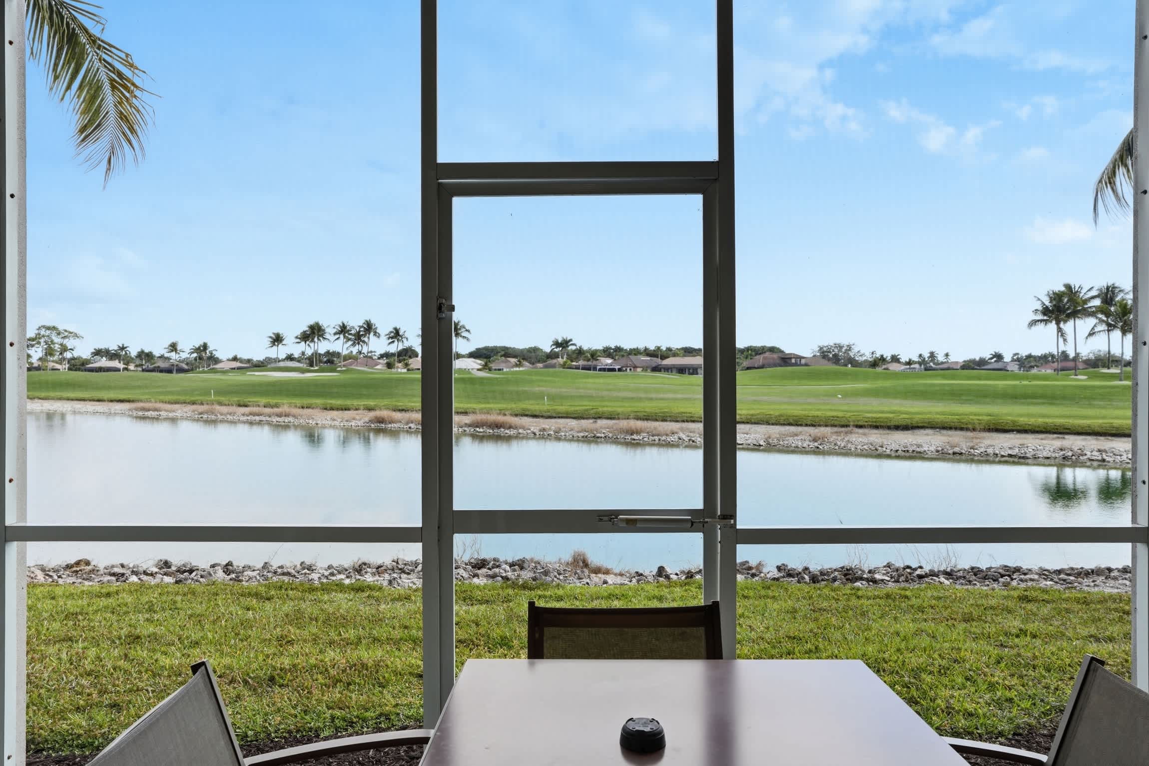 712 First Floor Golf Lake View Villa | Photo 29