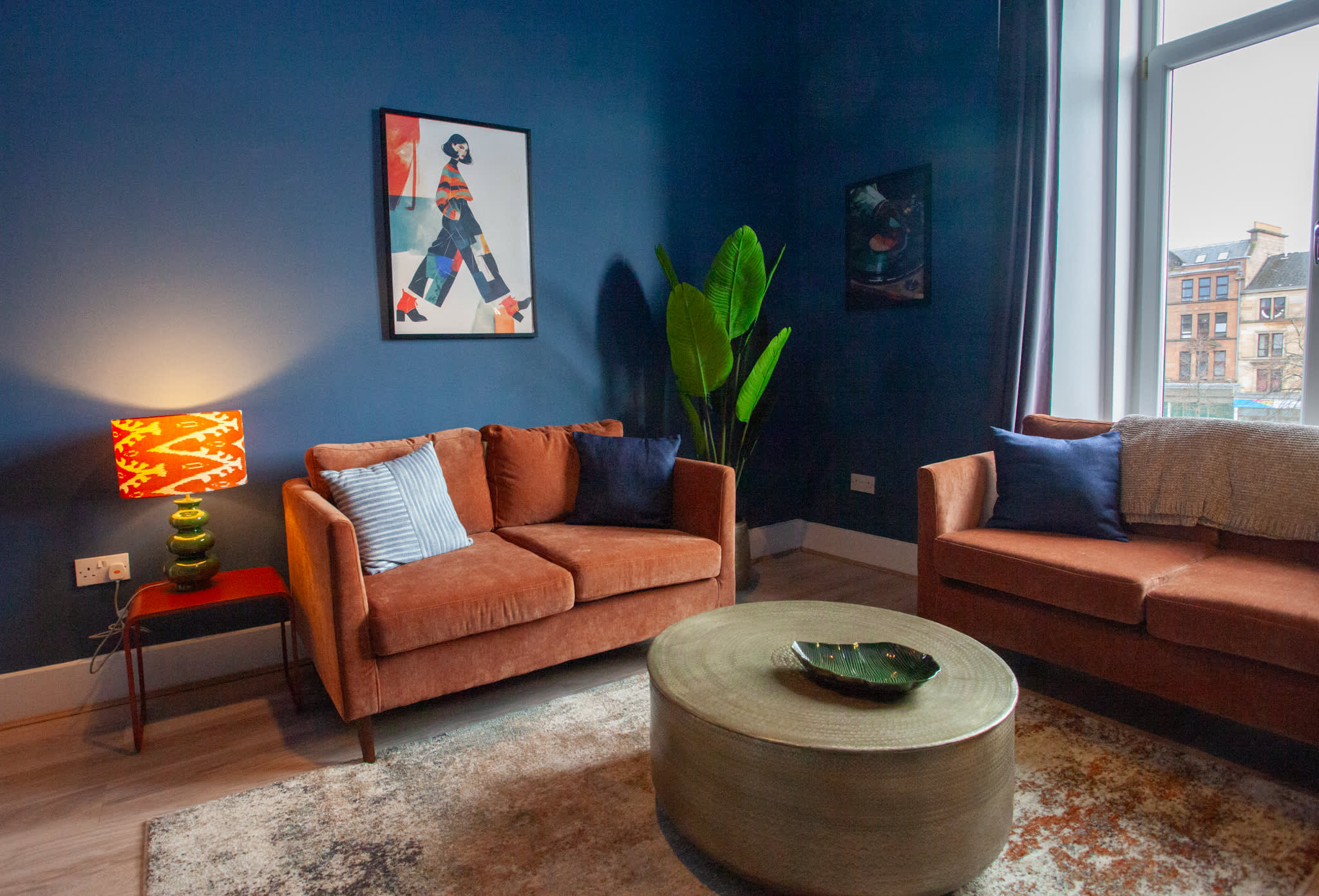 View Stylish Newly Renovated Flat Overlooking Mansfield Park – West End in Hyndland Street 23 G11 5QE Stylish Newly Renovated Flat Overlooking Mansfield Park – West End in Hyndland Street 23 G11 5QE - Property image 7 - VivreStays