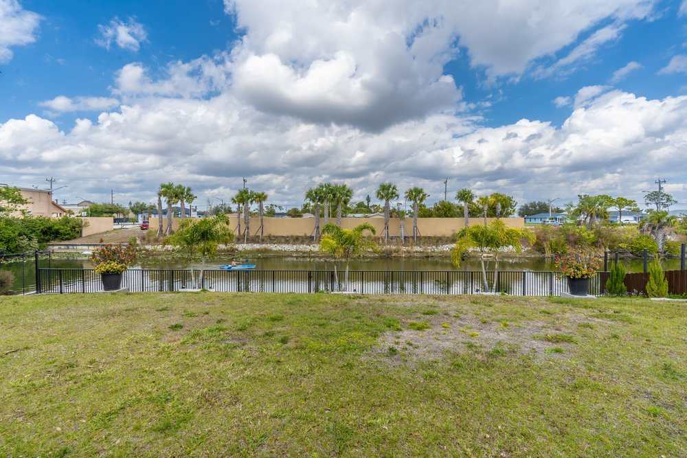 Cape Coral Canal Breeze Retreat