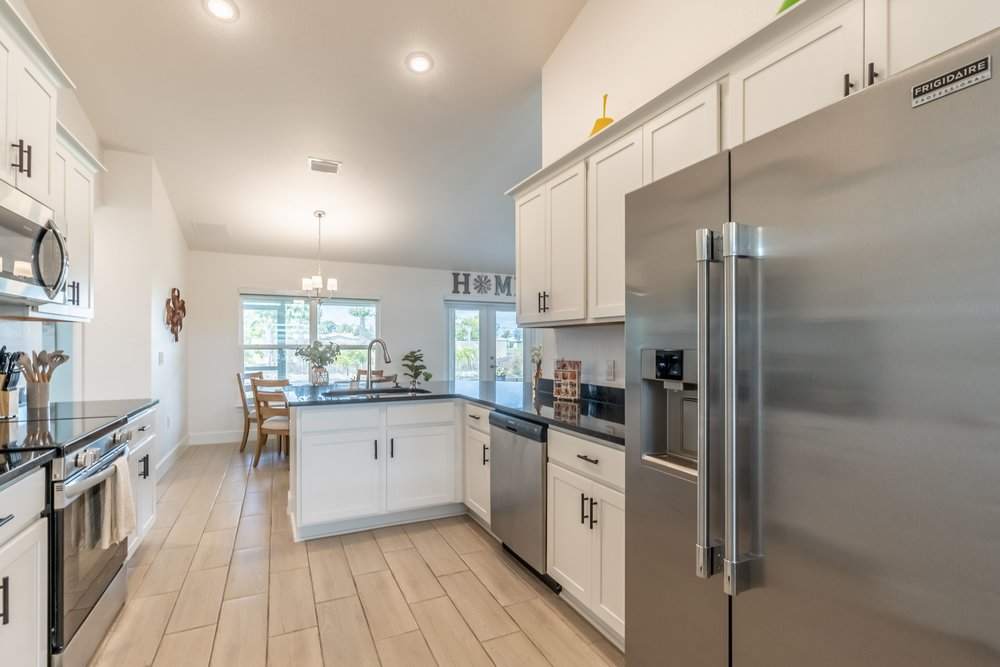 Cape Coral Canal Breeze Retreat