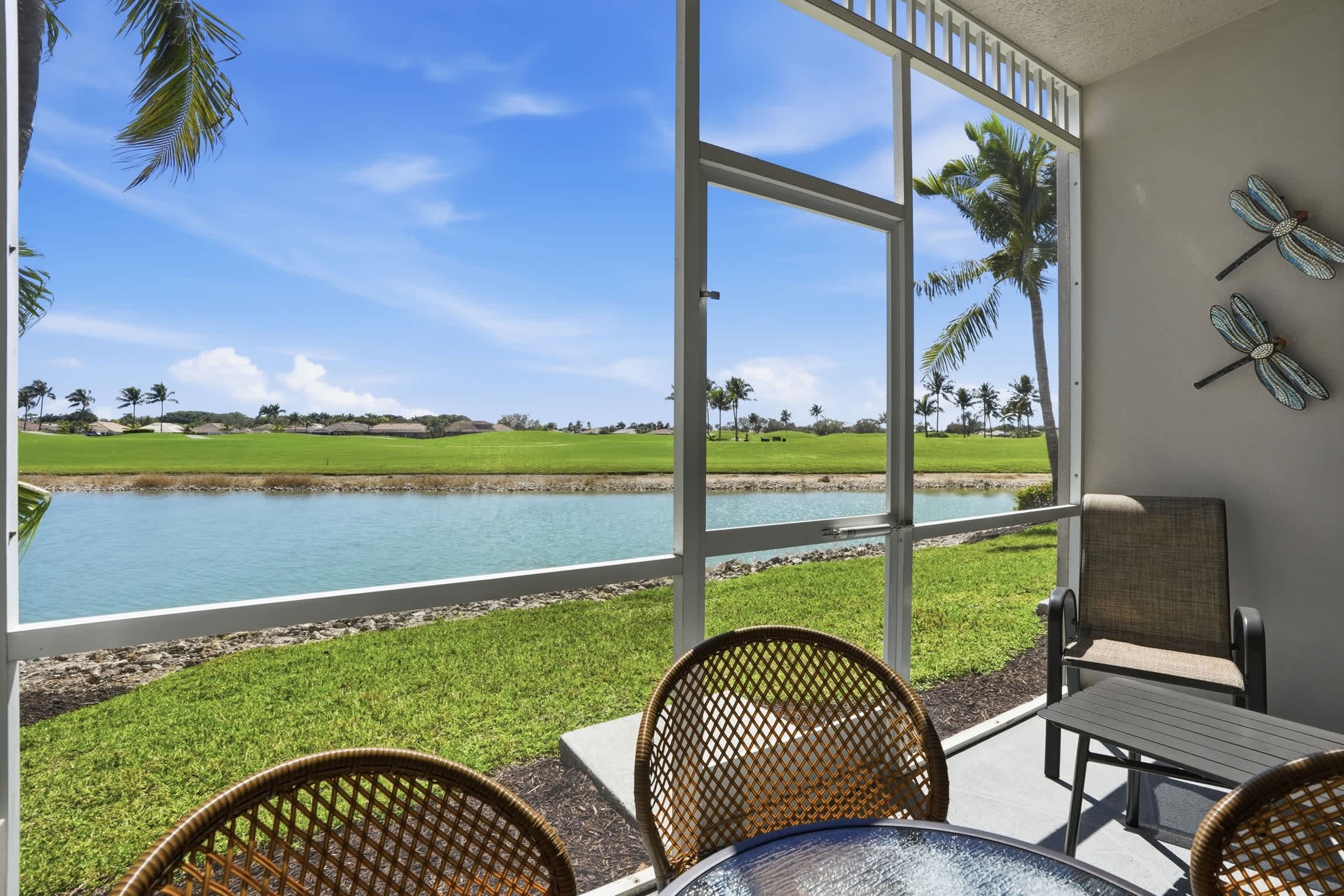 711 Golf and Lake View 3 Bed Renovated | Photo 31