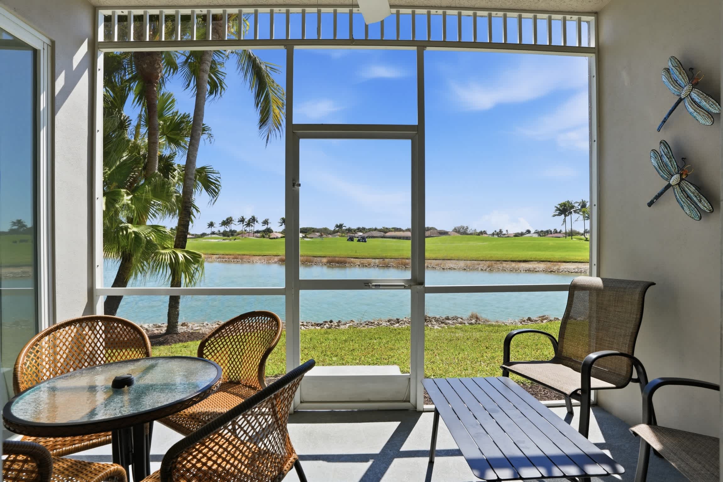 711 Golf and Lake View 3 Bed Renovated | Photo 6