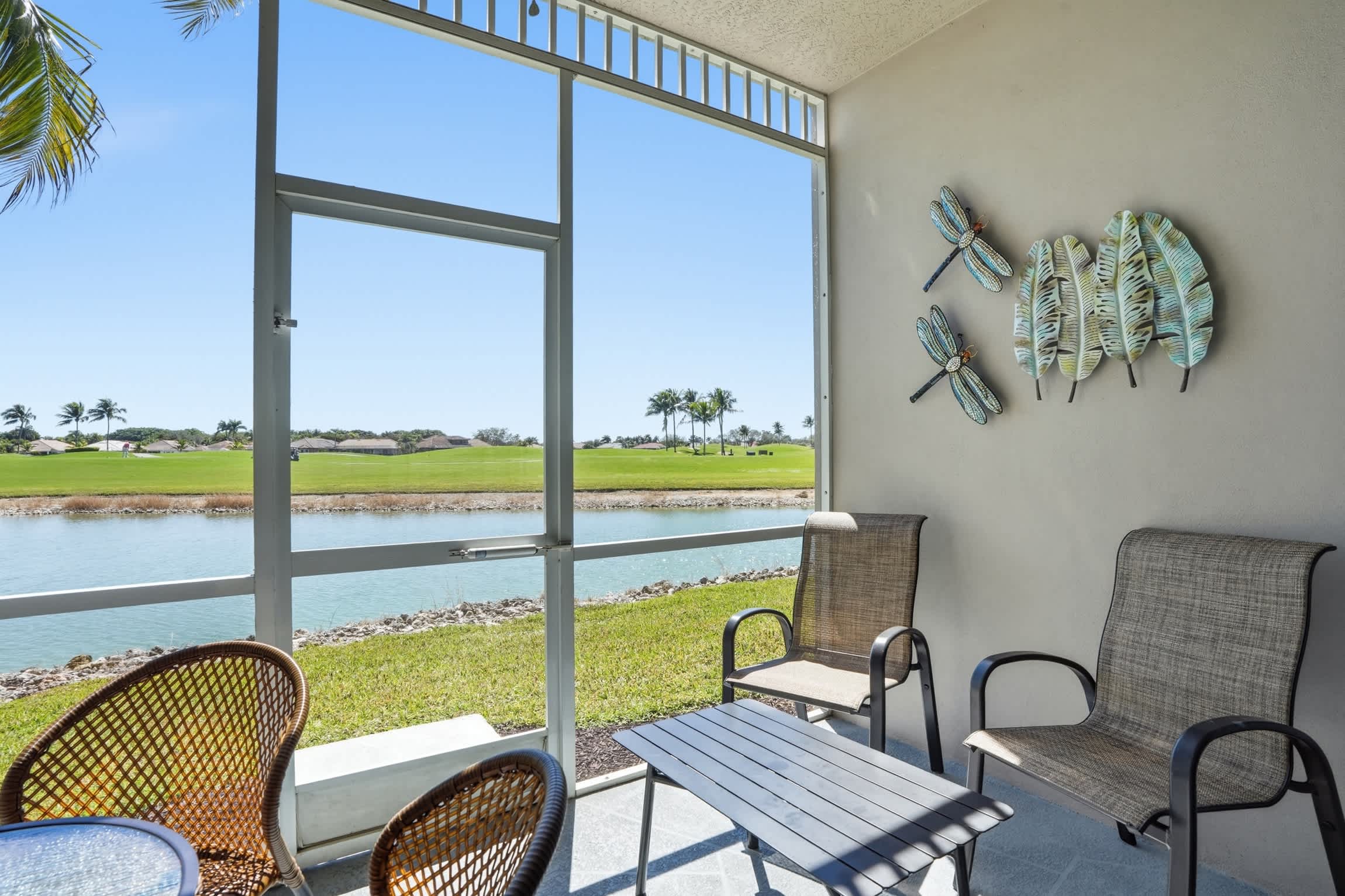 711 Golf and Lake View 3 Bed Renovated | Photo 32