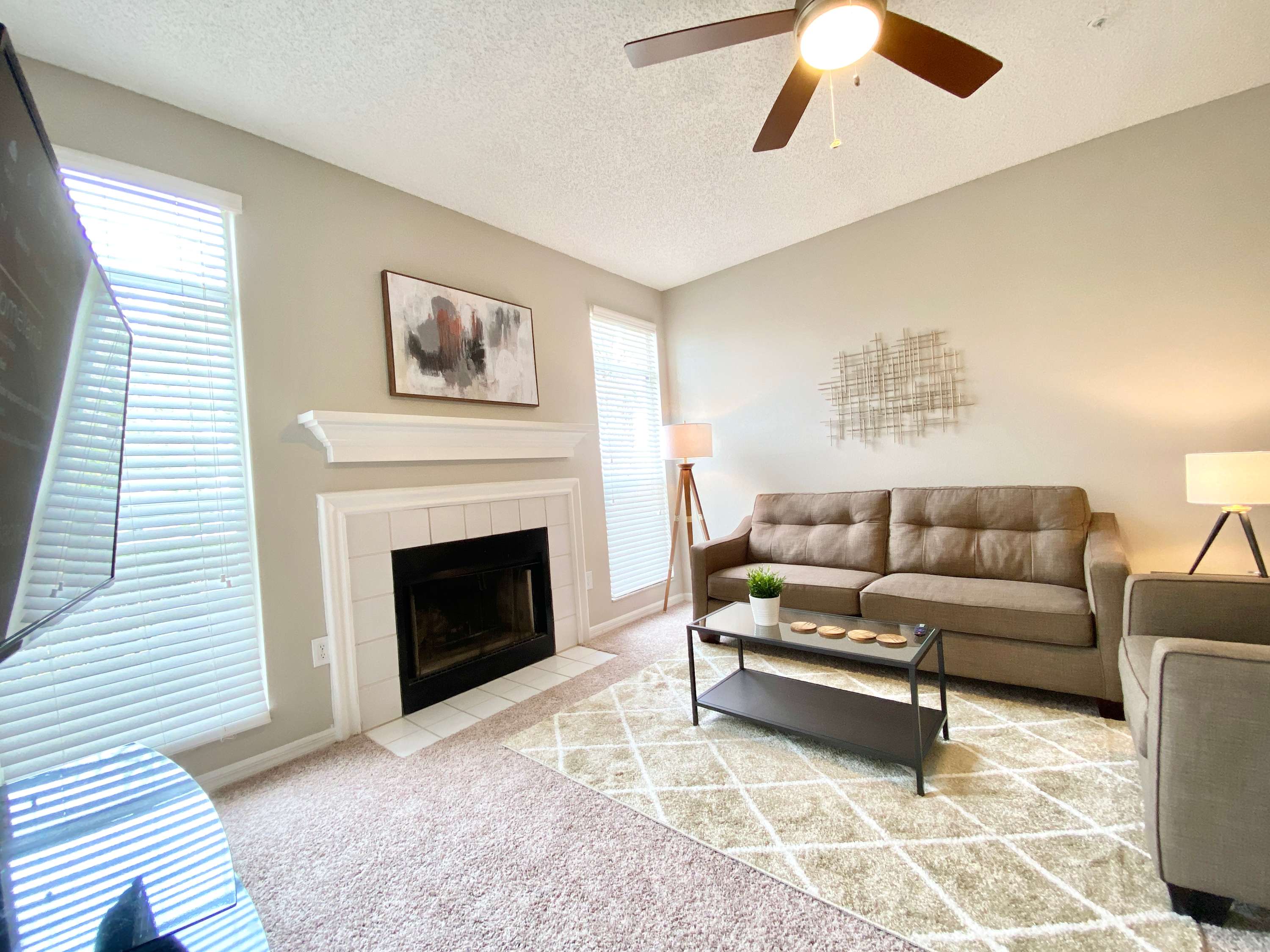 Coastal Luxe Stay Near Downtown