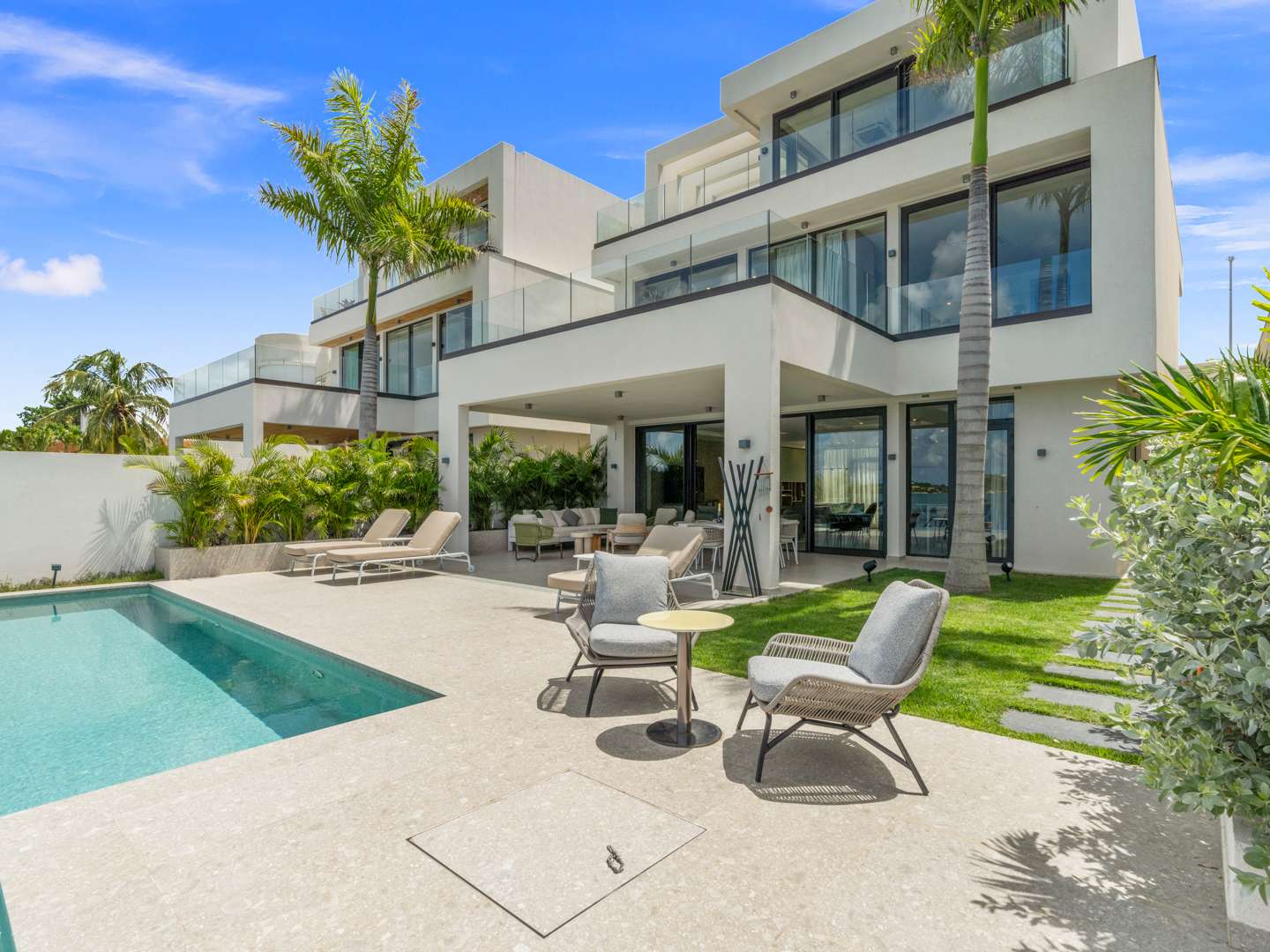 Villa Laguna Di Luce Waterfront Dream