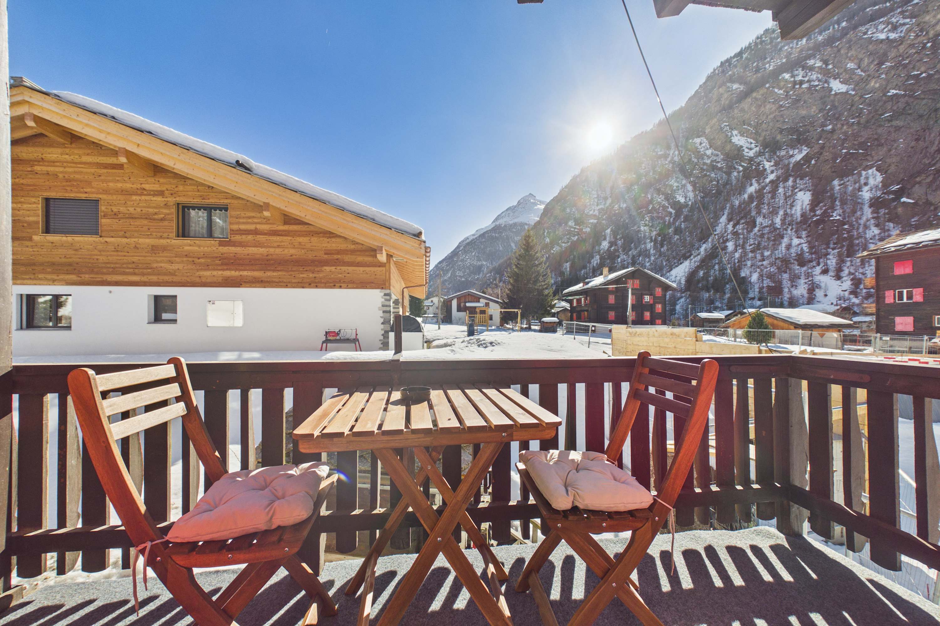 Alpine Family Apartment near Zermatt — 15
