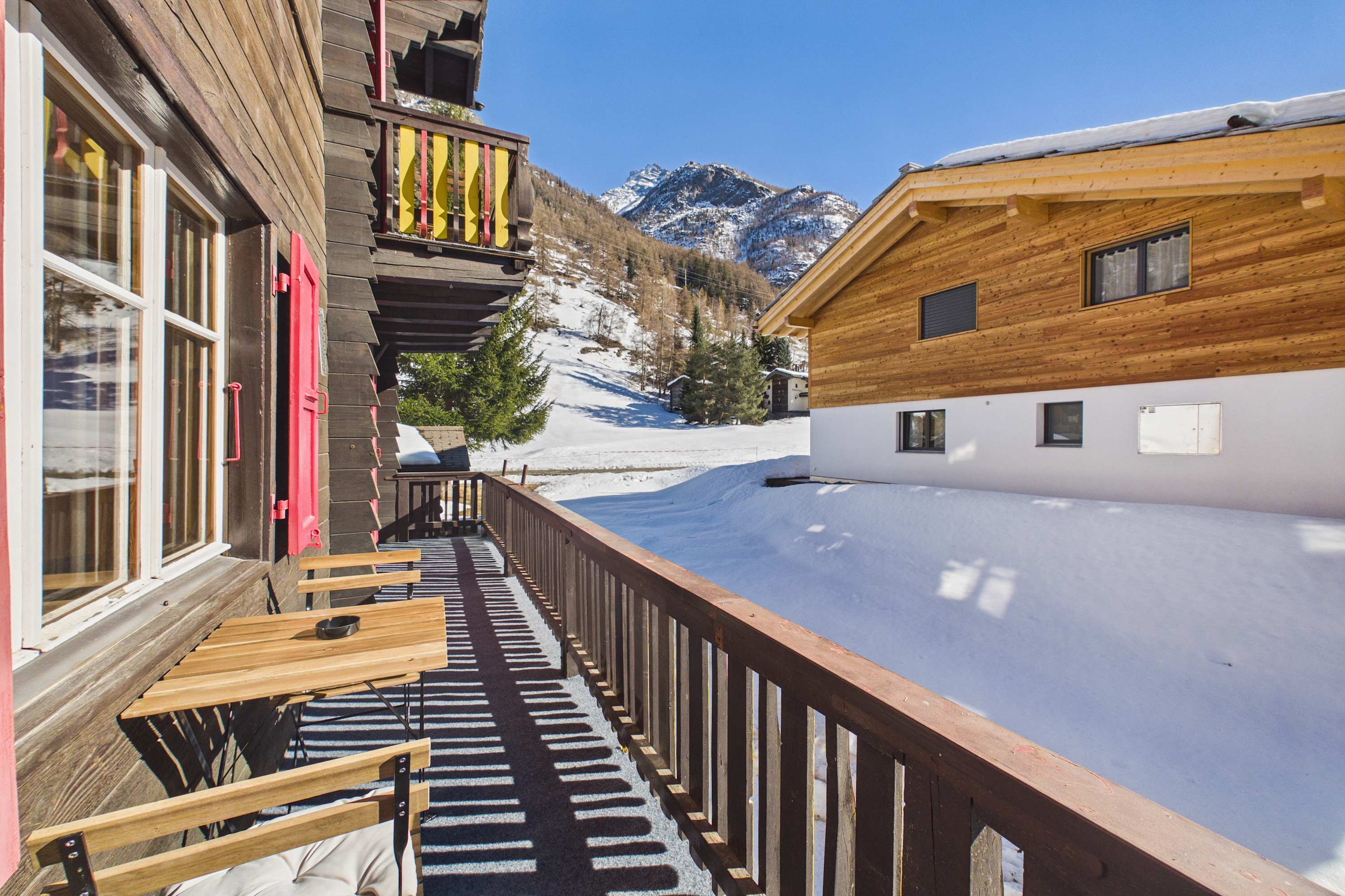 Family Apartment near Zermatt with Views — 12