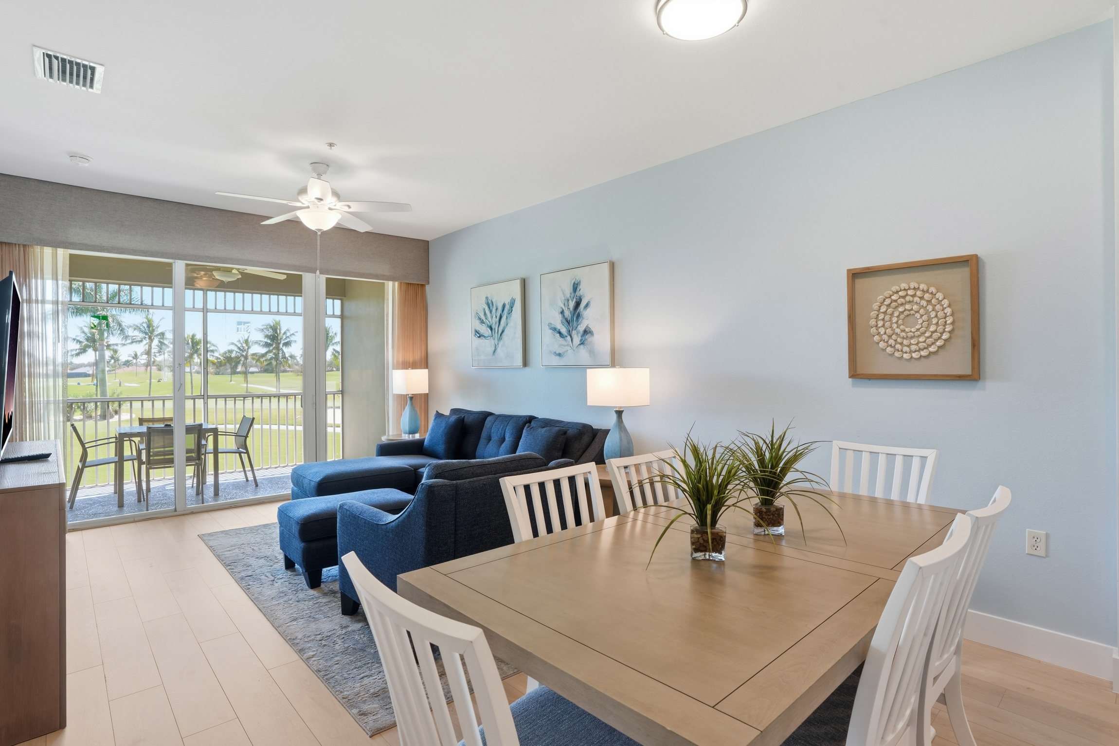 525 Golf and Lake Views Updated 1st Floor Villa | Photo 16