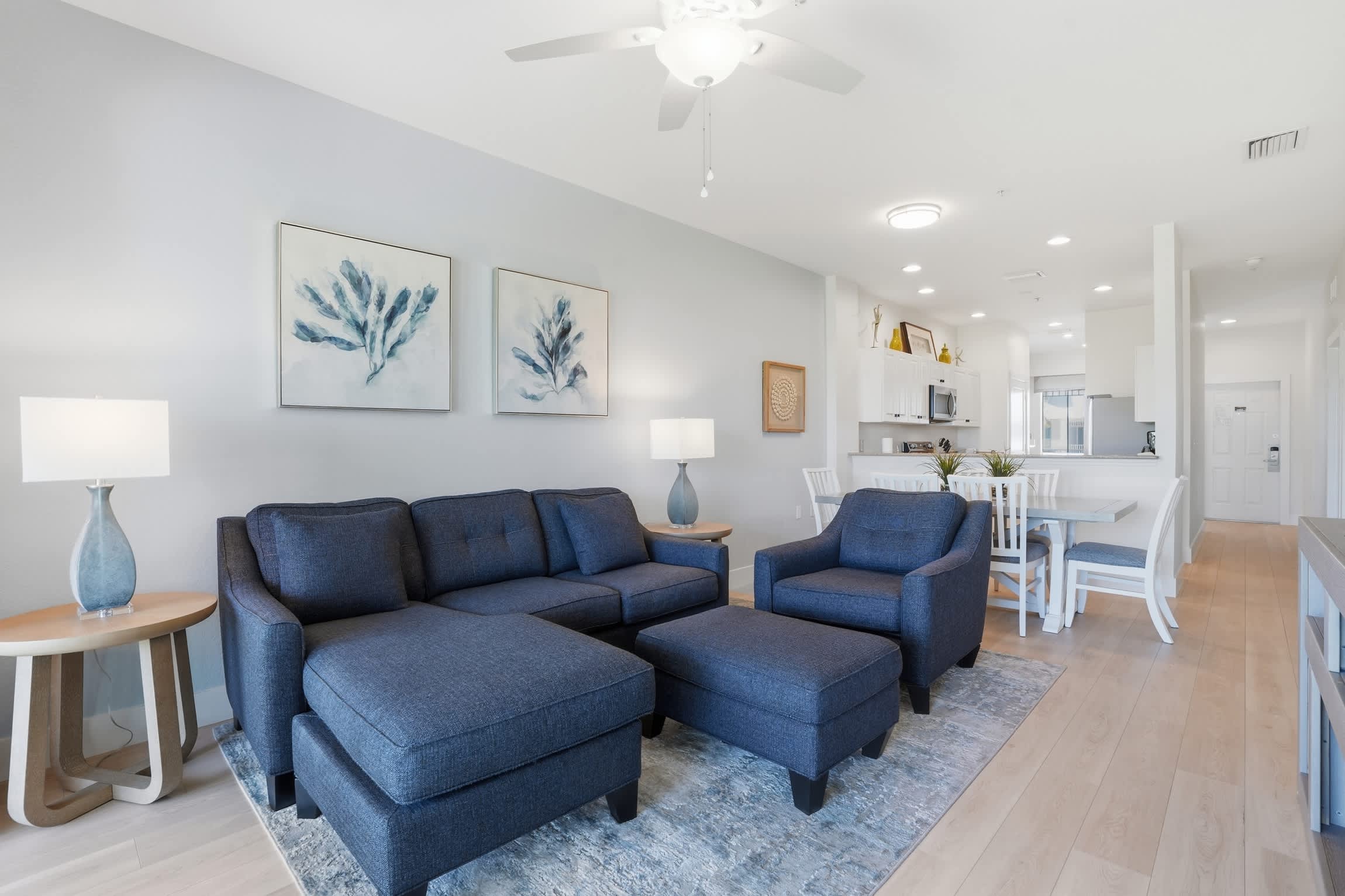 525 Golf and Lake Views Updated 1st Floor Villa | Photo 18