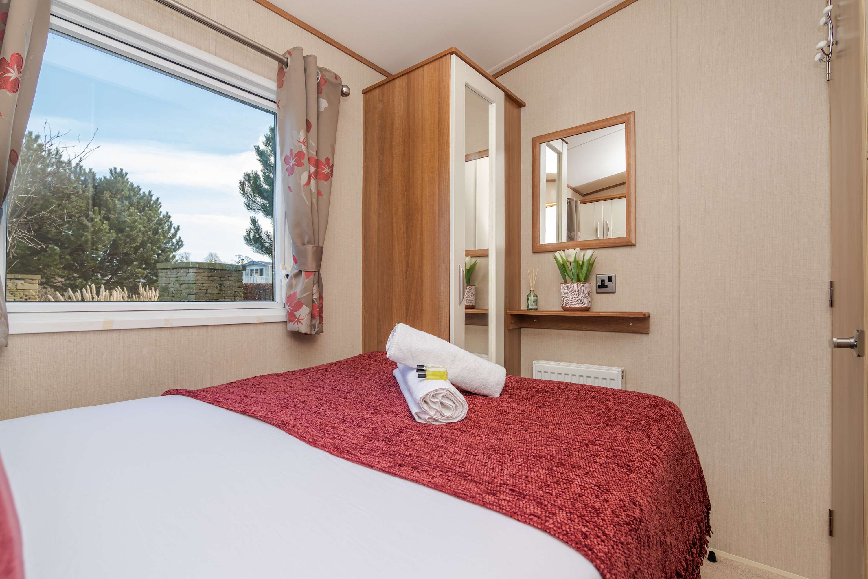 Family Friendly|Pool |Seton Sand |Parking| Sleep 7 in Links Road EH32 0QF - Property image 19 - VivreStays