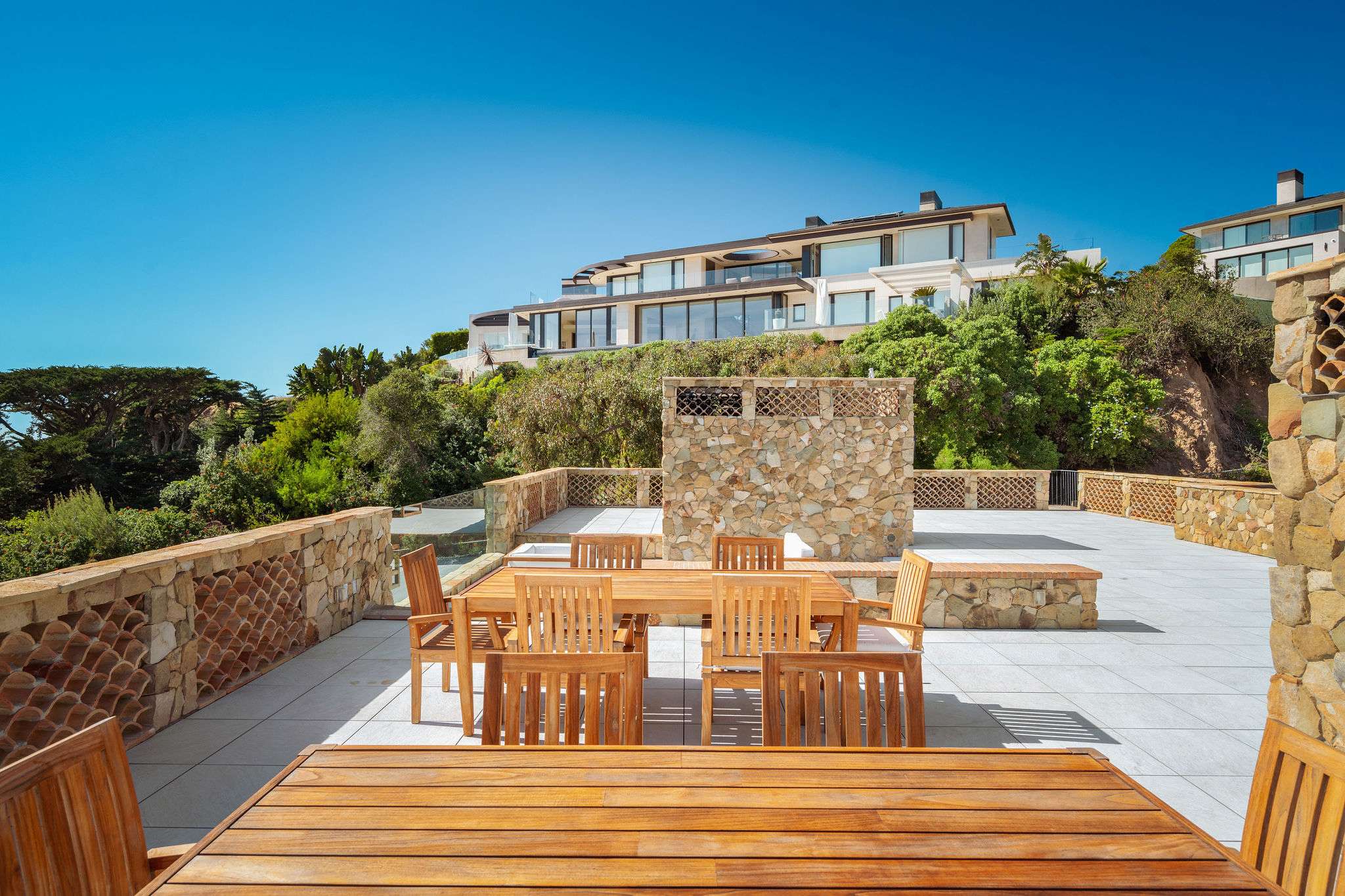 Outdoor seating designed for Malibu’s year-round coastal weather.