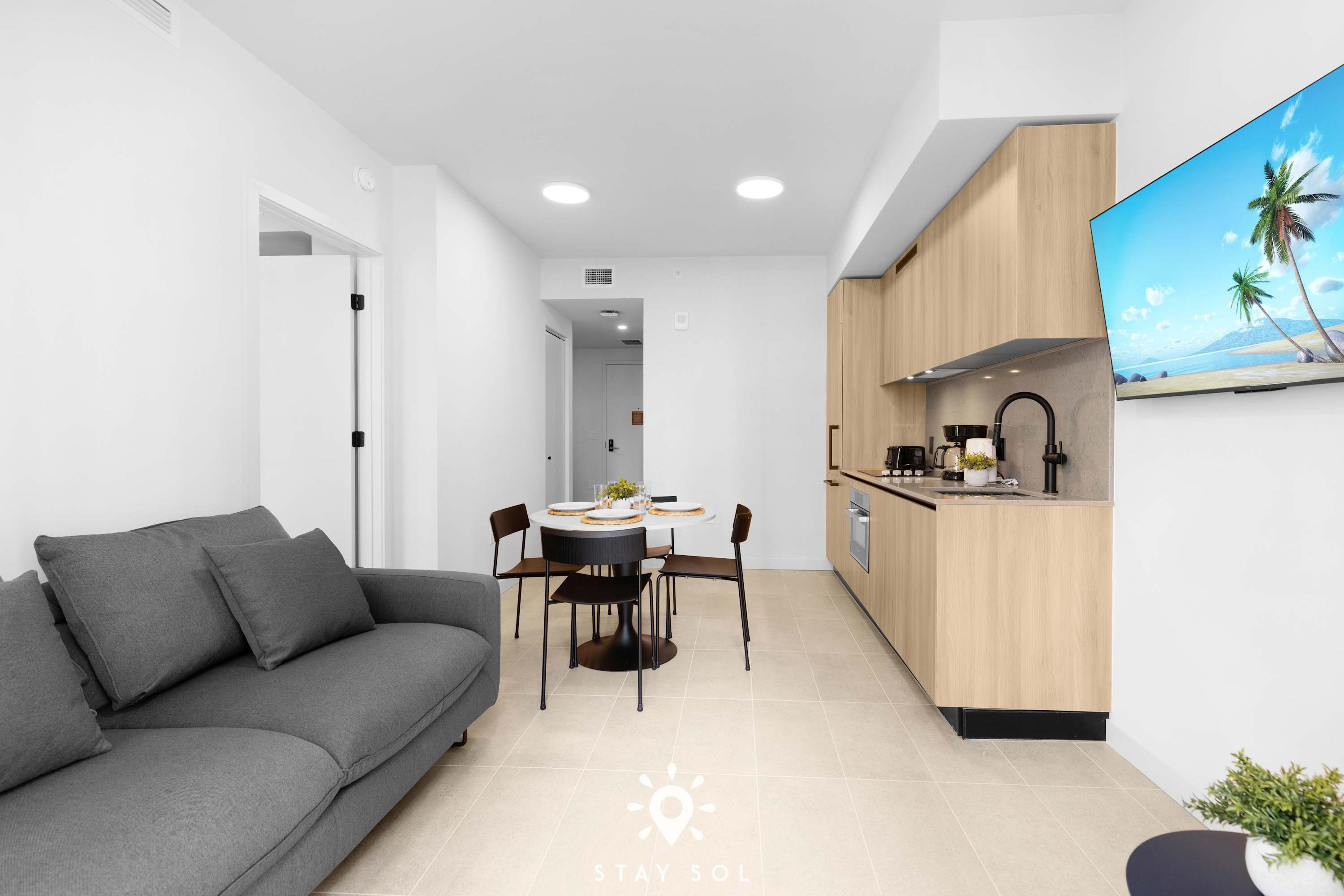 Elevated Stay in Modern 1BR and Den in Downtown Miami — Miami, FL — vacation rental
