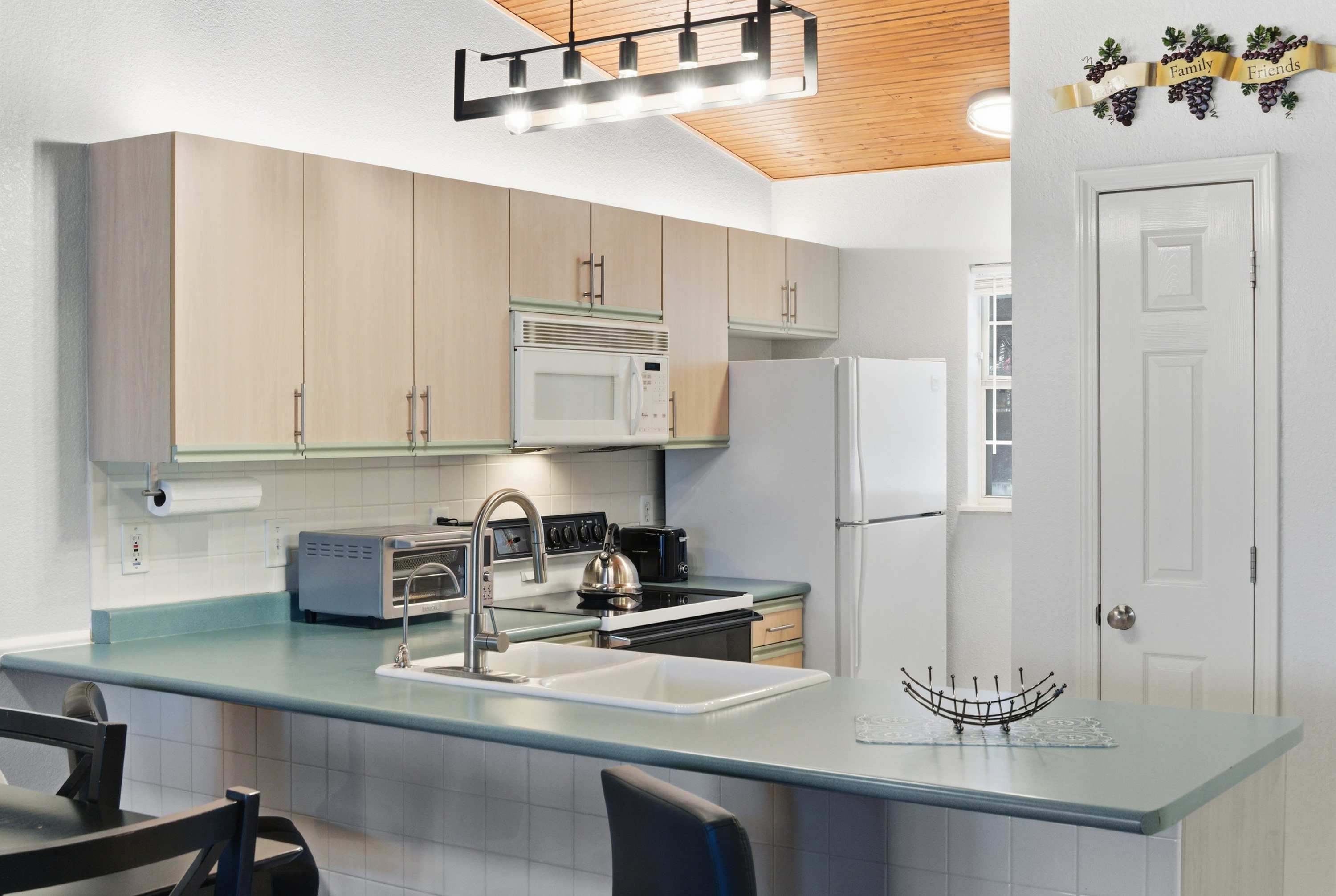 Branson Breeze Escape 3