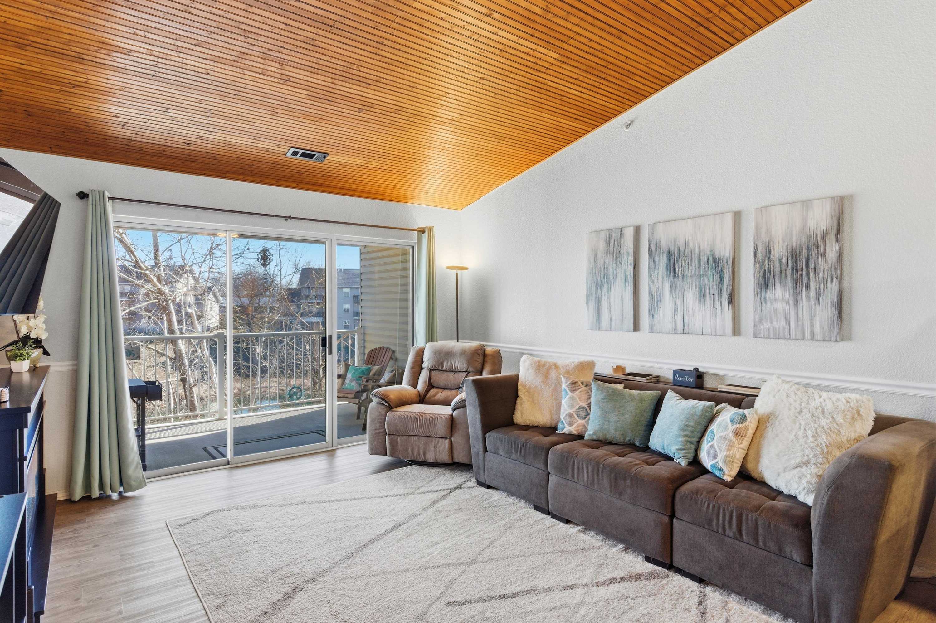 Branson Breeze Escape