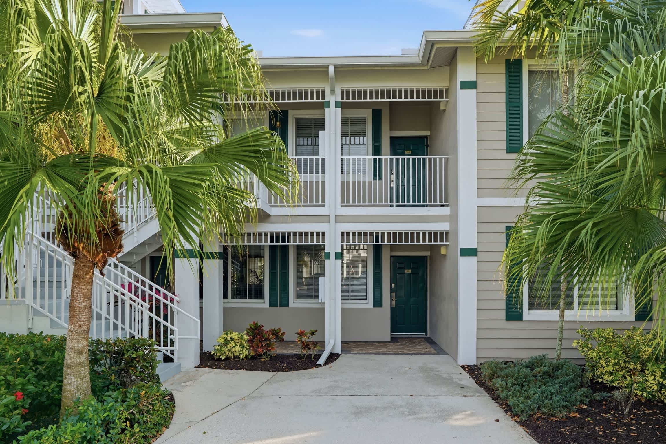 1325 Beautiful Golf Course Views Sleeps 6 | Photo 28