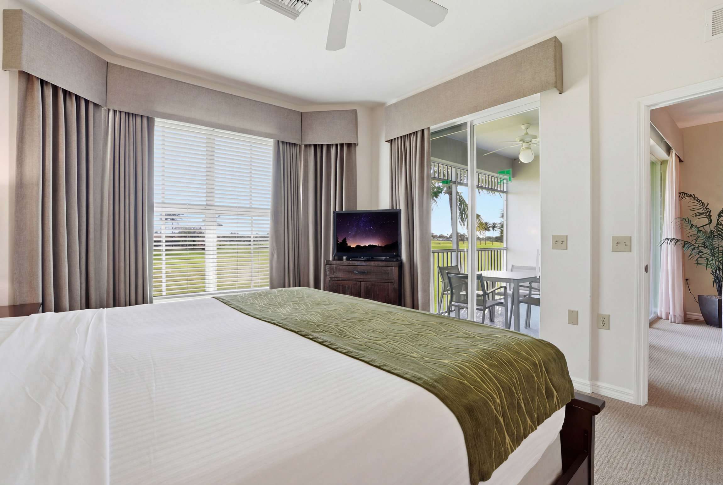 1325 Beautiful Golf Course Views Sleeps 6 | Photo 20