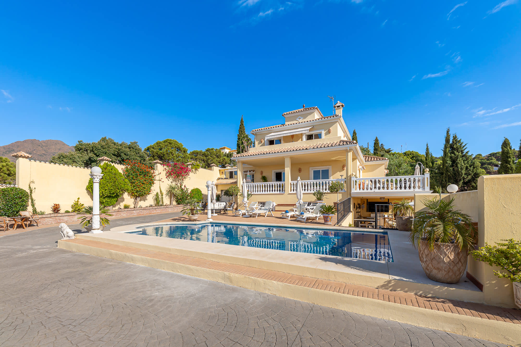Coastal Getaway in Sunny Estepona — Estepona, Andalucía — vacation rental
