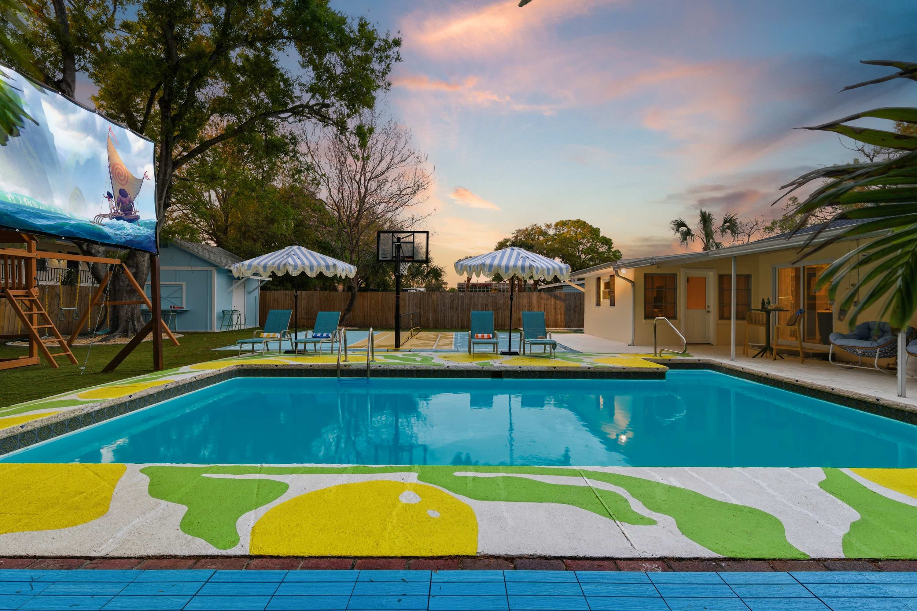 Heated Pool! Playground Mini Golf Sport Court