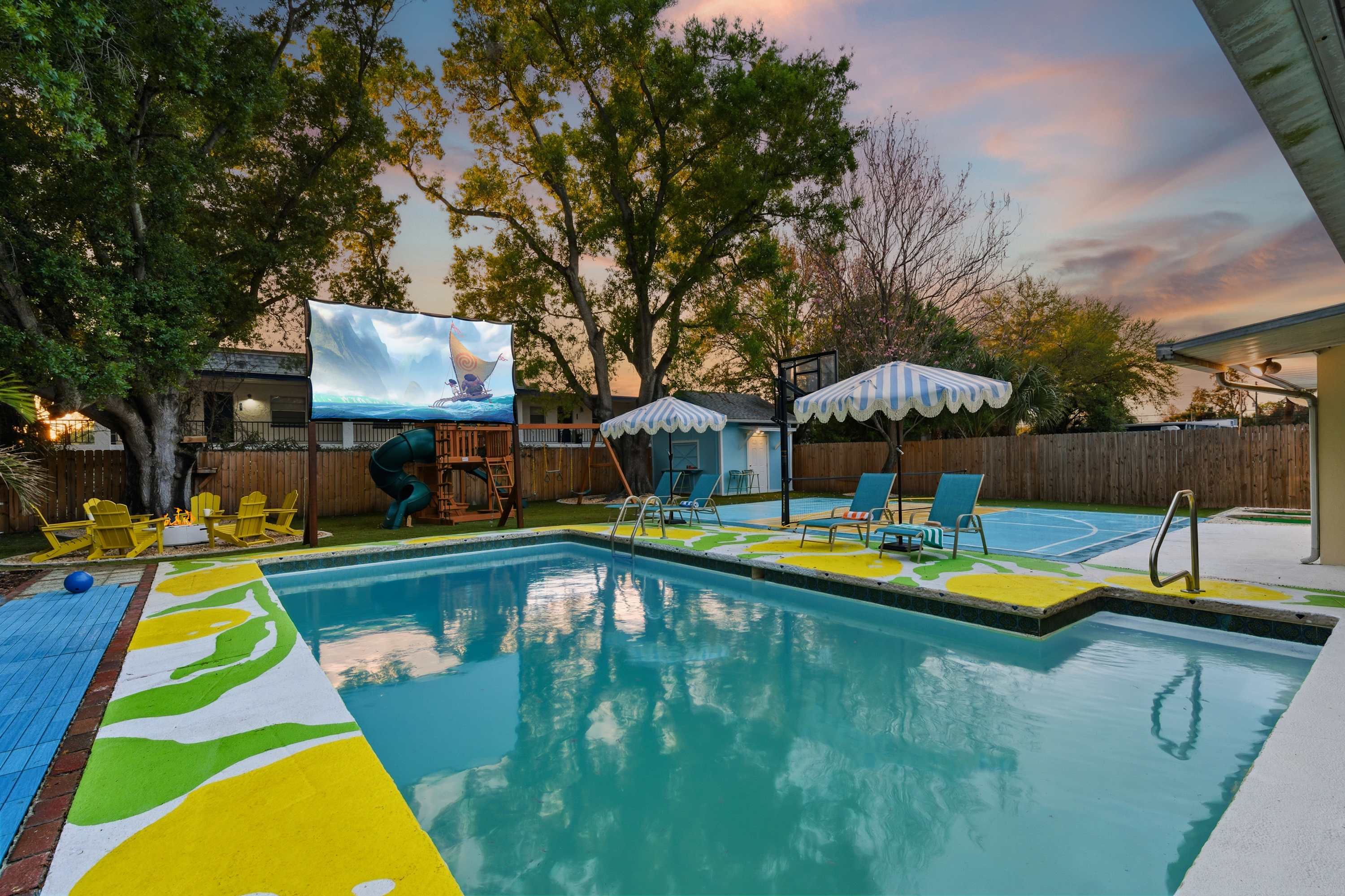 Heated Pool! Playground Mini Golf Sport Court