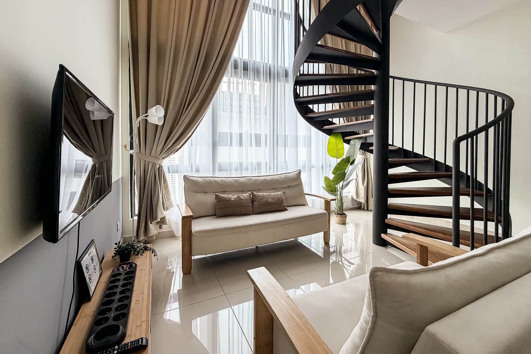 Stylish Duplex Loft, Pool, Near Jonker St Melaka — Melaka, Melaka — vacation rental