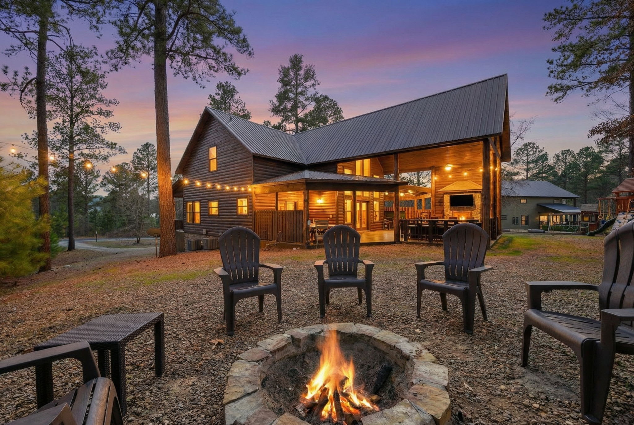 Twisted Mane - prime location - family friendly