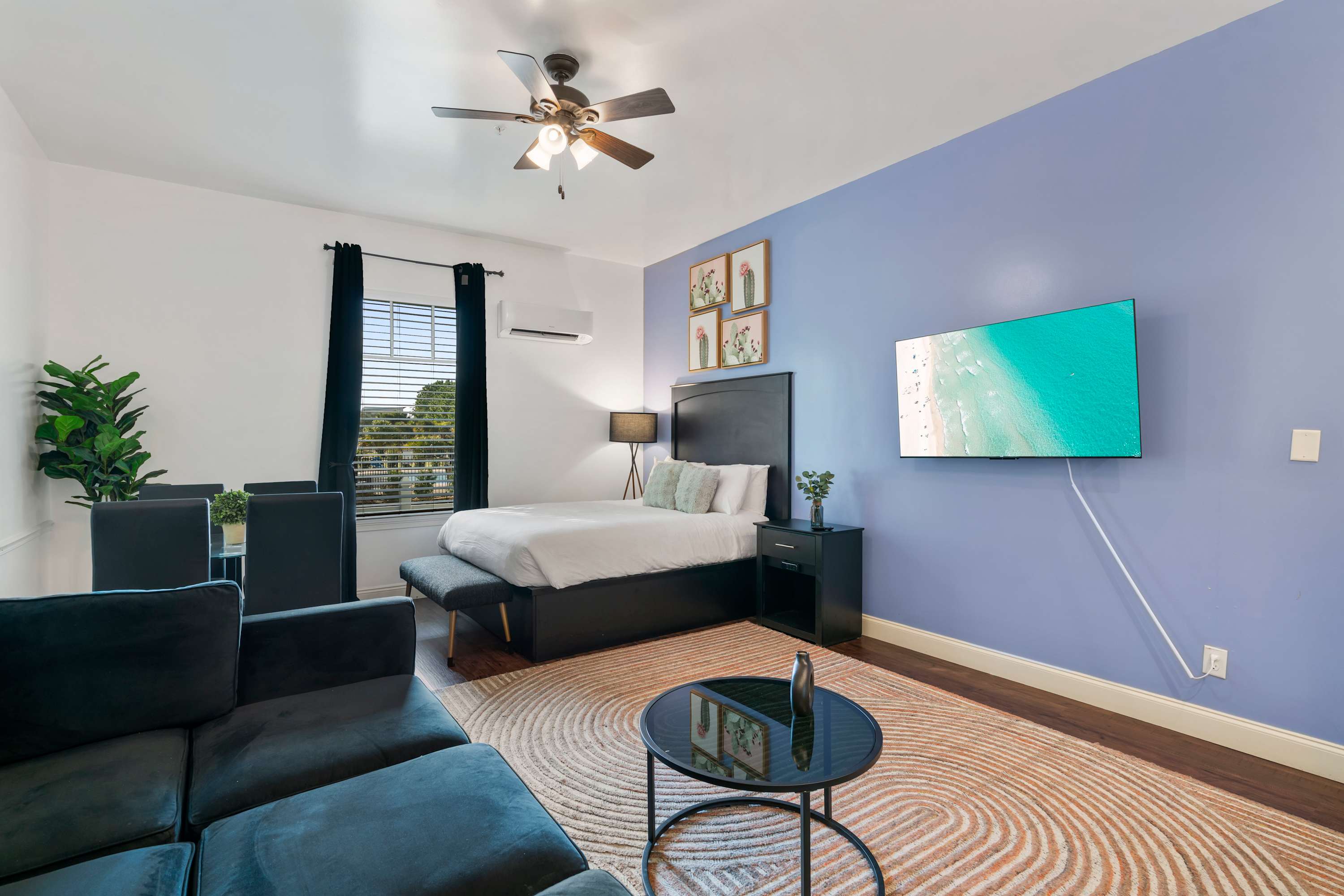 30A Inn Suites Signature Queen Studio 3 | Photo 3