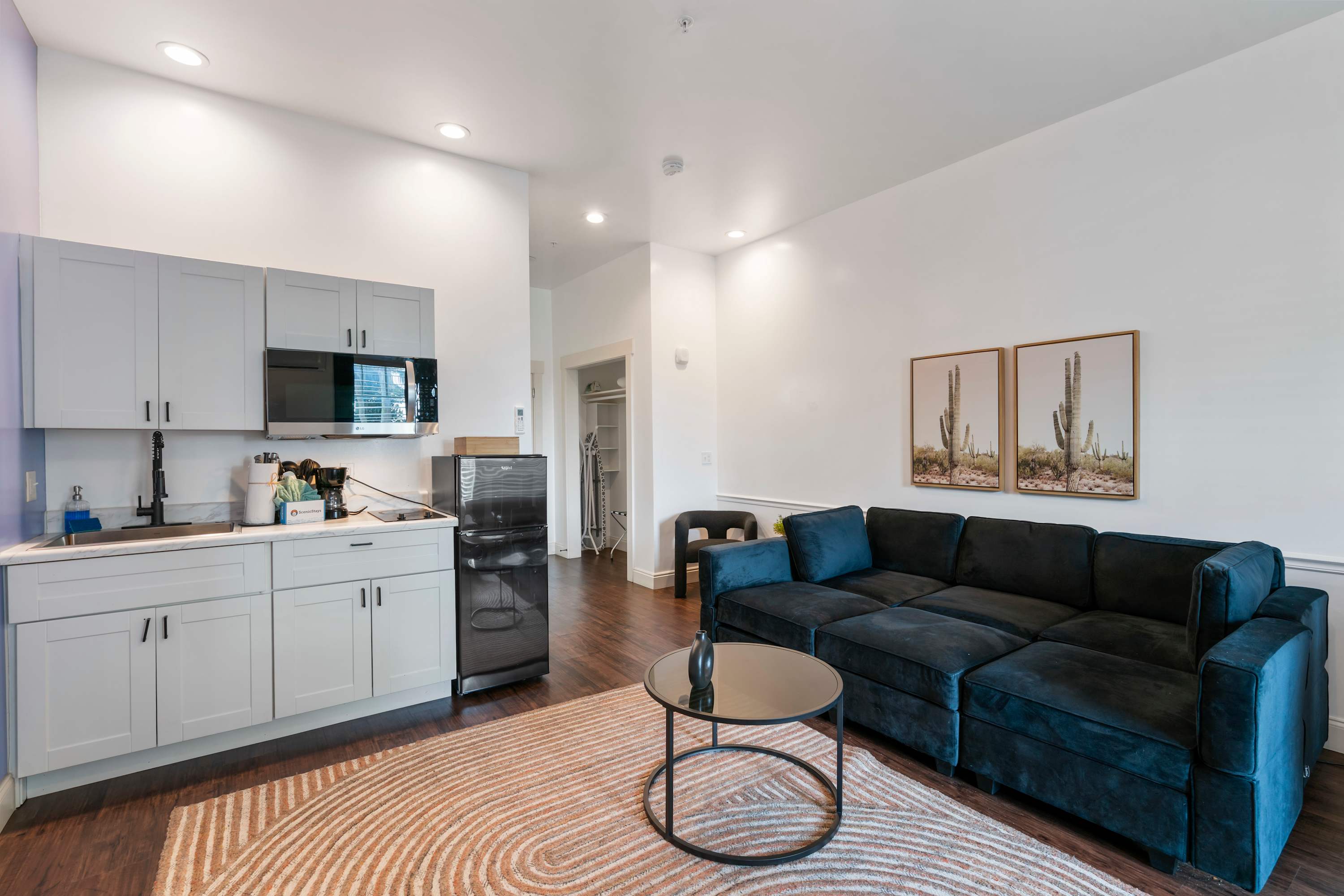 30A Inn Suites Signature Queen Studio 3 | Photo 5